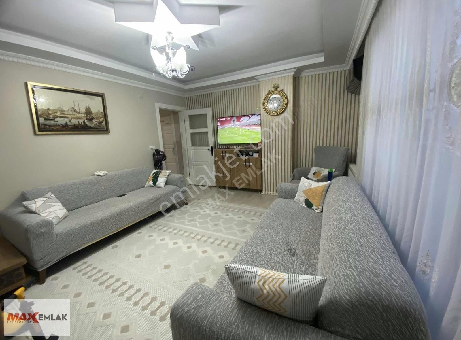 Kazımkarabekir Mah. Merkezi Lokasyonda Satılık 2+1 Ara Kat