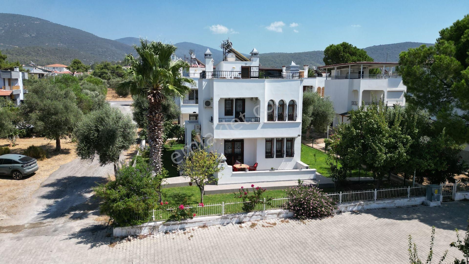 Didim Akbük'te Deniz'e 300 Mt.müstakil Full Eşyalı Villa - Görsel 15