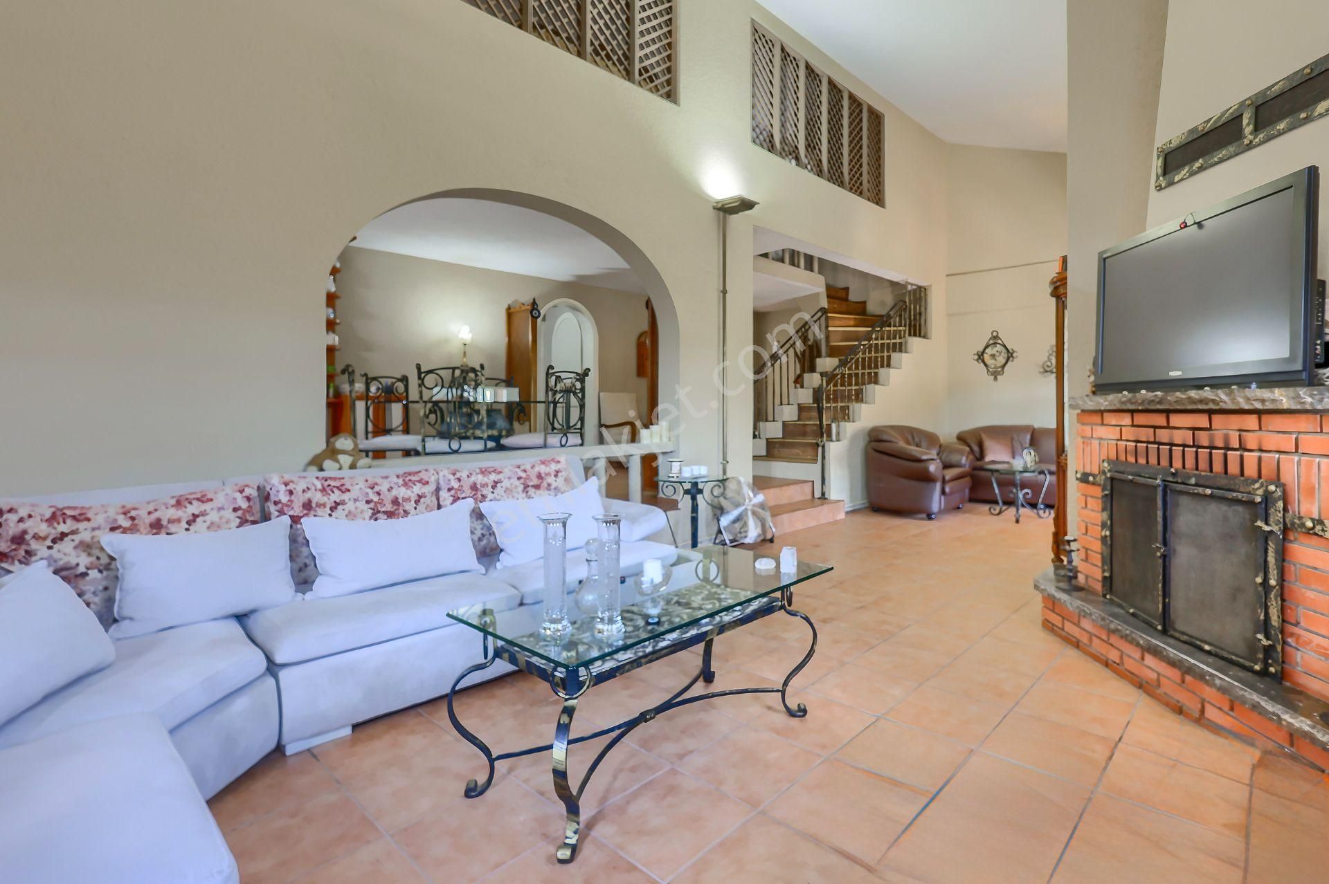 Beykoz Mahmut Şevket Paşa'da Film-dizi Çekimlerine Uygun Ev - Görsel 13