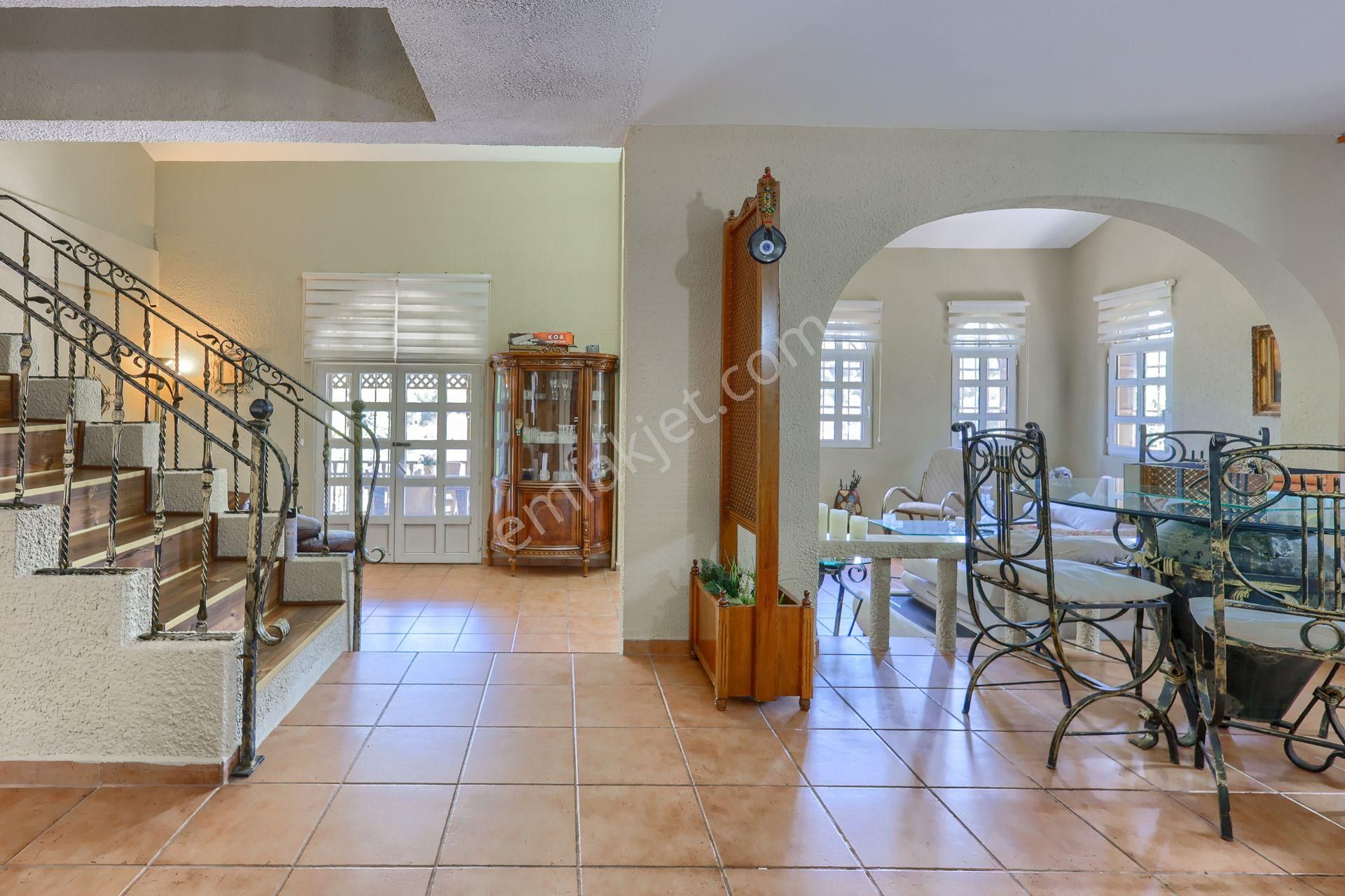 Beykoz Mahmut Şevket Paşa'da Film-dizi Çekimlerine Uygun Ev - Görsel 11