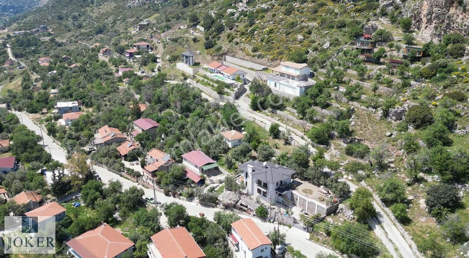Joker: Marmaris Söğüt Deniz Manzaralı Yol Cephe Yaşam Alanı - Görsel 24