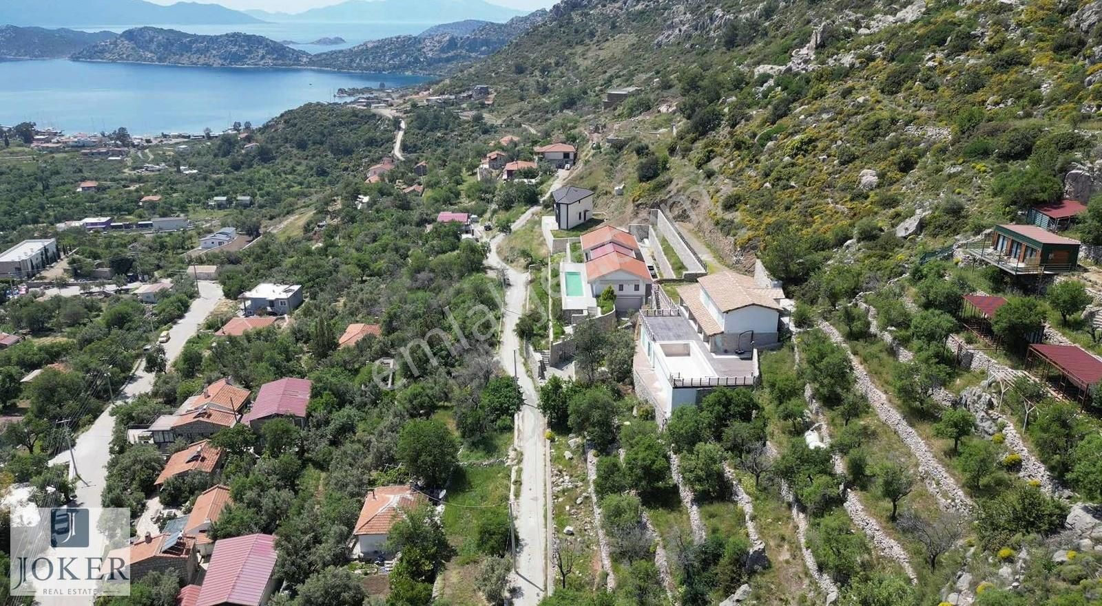 Joker: Marmaris Söğüt Deniz Manzaralı Yol Cephe Yaşam Alanı - Görsel 21