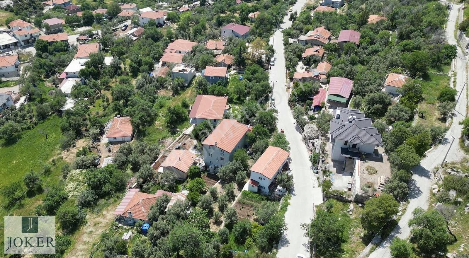 Joker: Marmaris Söğüt Deniz Manzaralı Yol Cephe Yaşam Alanı - Görsel 13