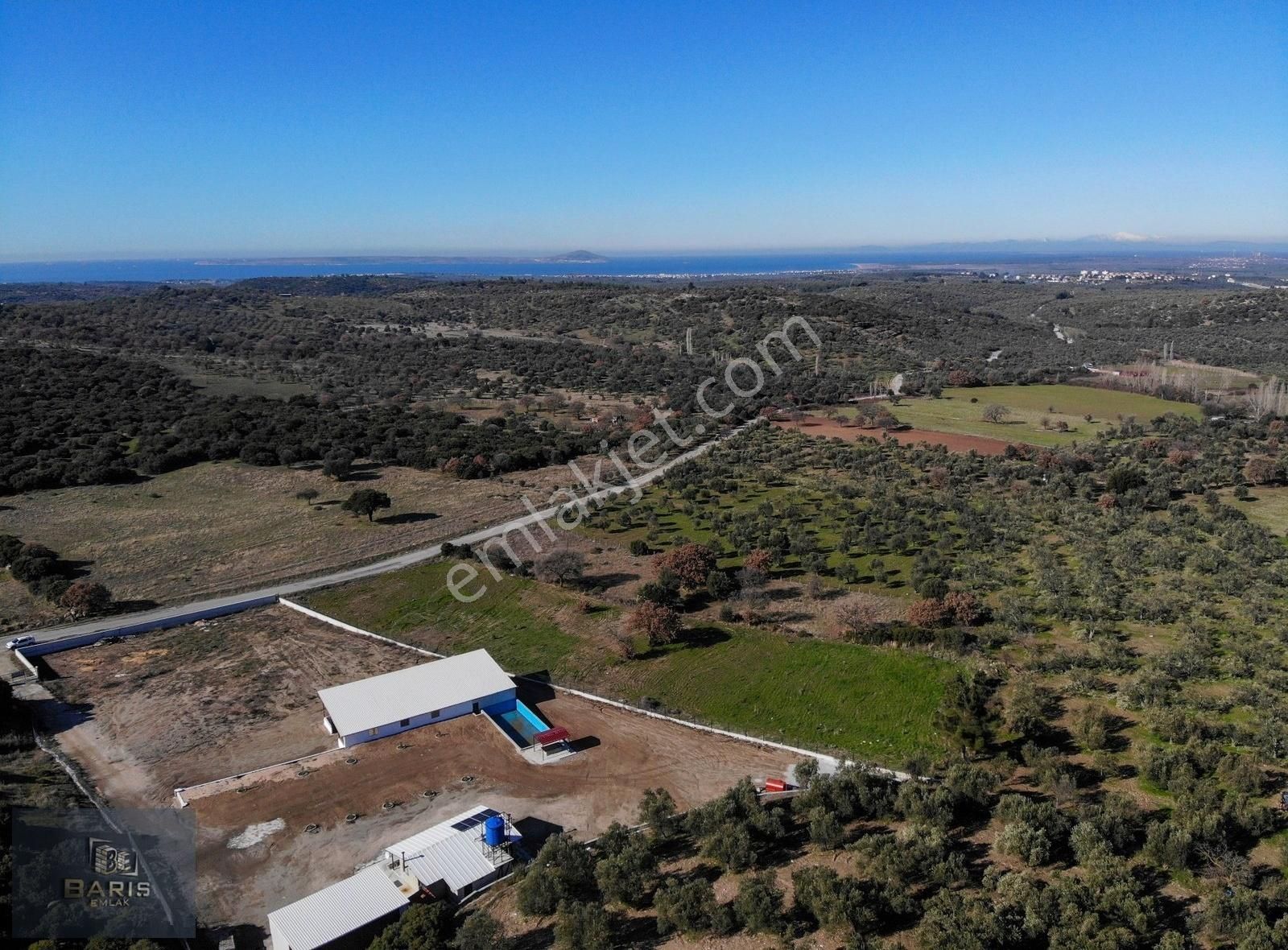 Çanakkale Ezine Gökçebayır Köyünde Satılık Asfalt Cepheli Tarla - Görsel 9