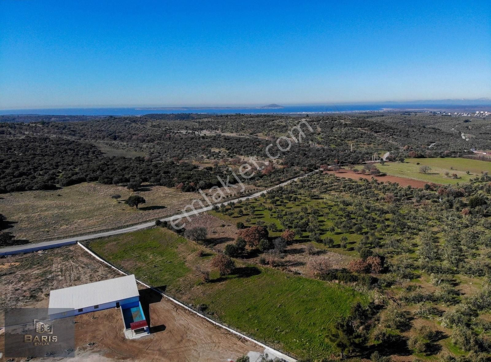 Çanakkale Ezine Gökçebayır Köyünde Satılık Asfalt Cepheli Tarla - Görsel 14