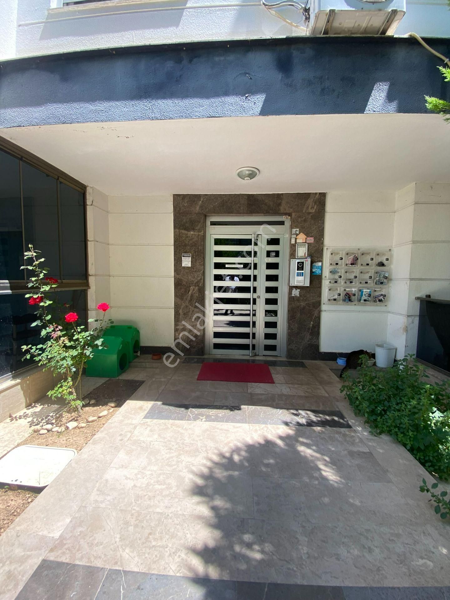 Antalya Lara Güzelbağ'da 1+1 Full Lüks Eşyalı Daire - Görsel 5