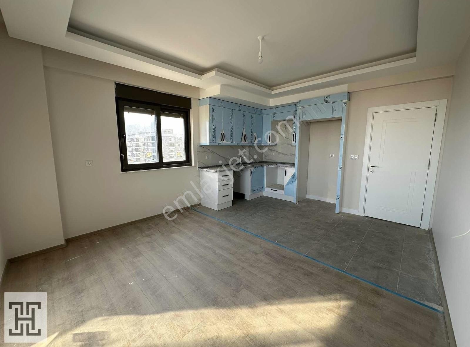 Ertuğrul'dan Deniz Manzaralı İskanlı 2+1 Satılık Daire - Görsel 8