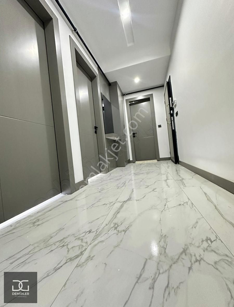 Demirler'den Yenişafakta Ebv. Banyolu Kat Seçenekli 140m² 2+1 - Görsel 31