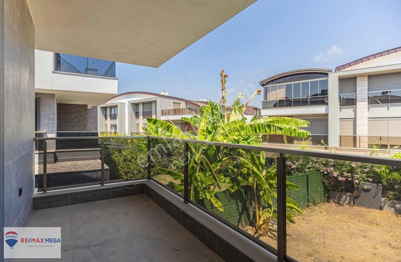 Konyaaltı Mollayusuf'un En Geniş Bahçeli Lüks Villası - Görsel 35