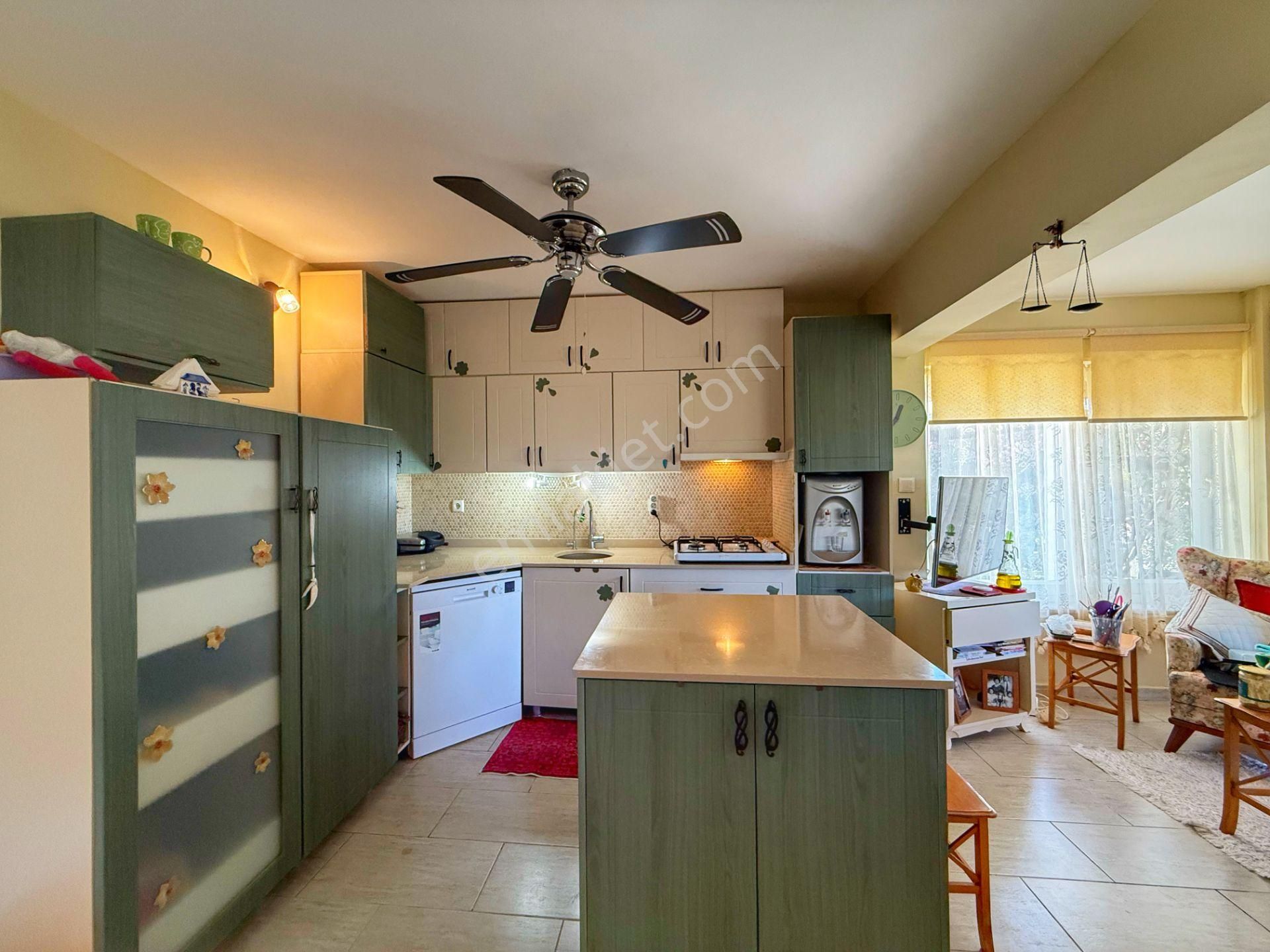 Raykent Sitesi | En Ön Sırada Deniz Manzaralı Alt+üst 2 Daire - Görsel 34