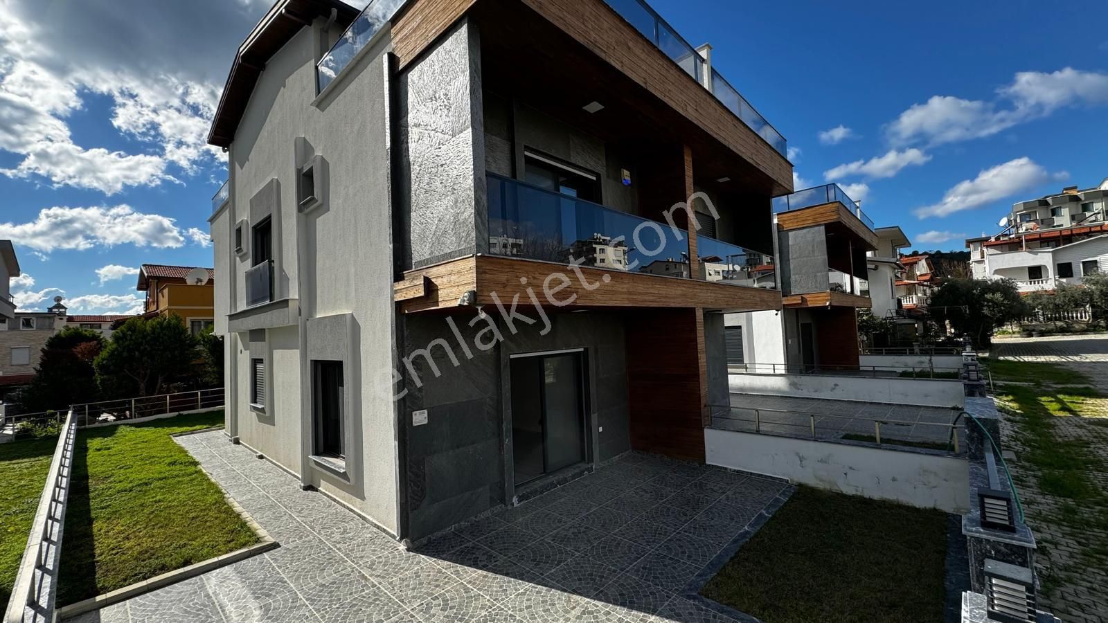 Özderede Denize 100 Metre Lüks Villa (pazarlığa Açık) - Görsel 4