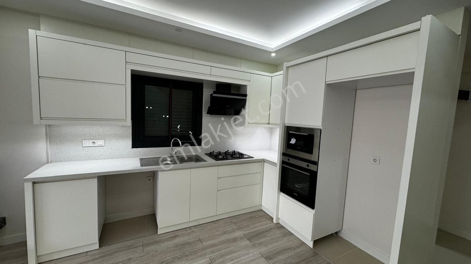 Özderede Denize 100 Metre Lüks Villa (pazarlığa Açık) - Görsel 15