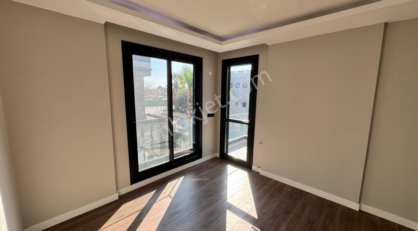 Gümüldürde Denize 50 Metre Tek Müstakil Villa - Görsel 21