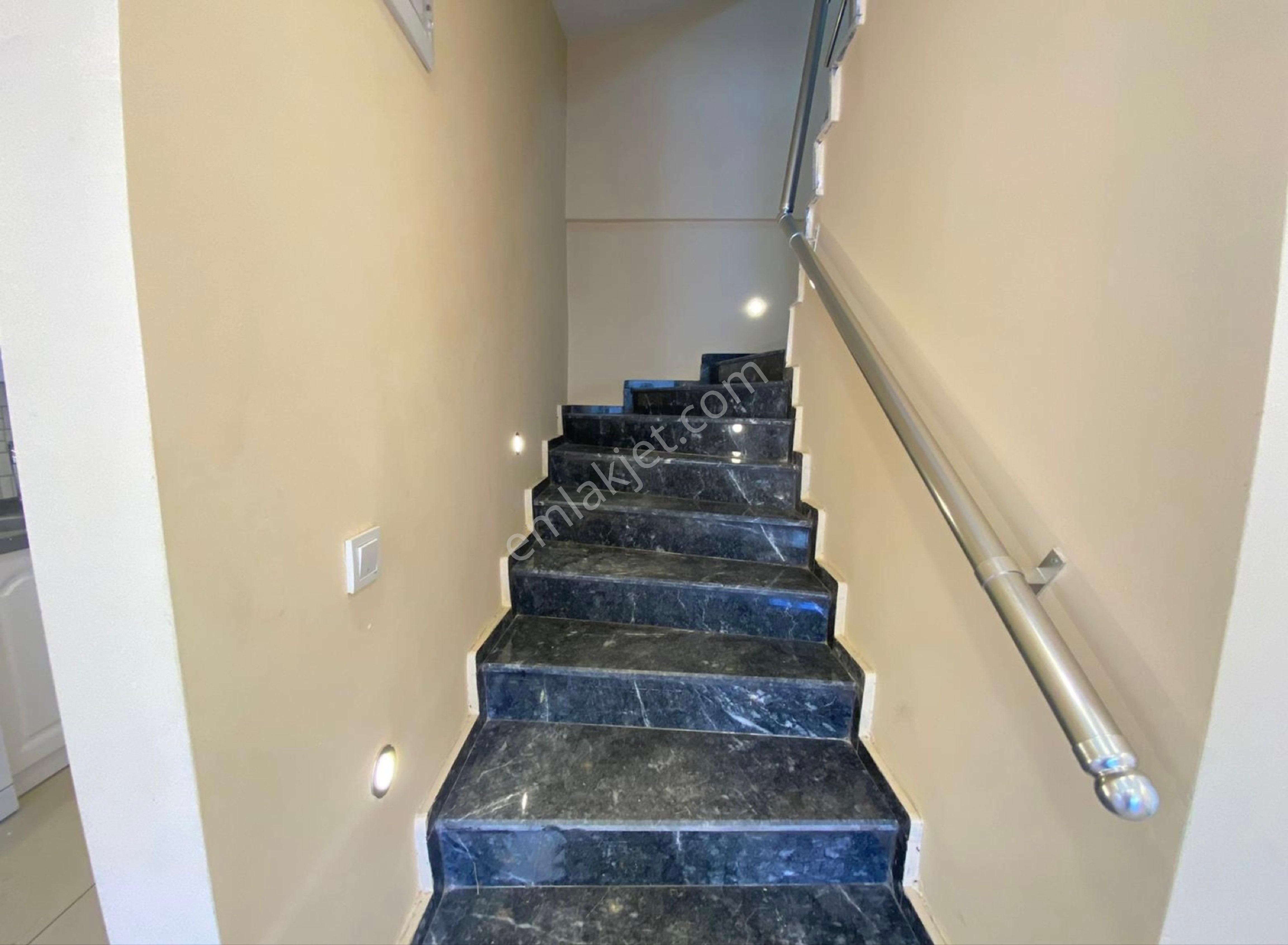 Özderede Çok Uygun Kelepir Villa - Görsel 12