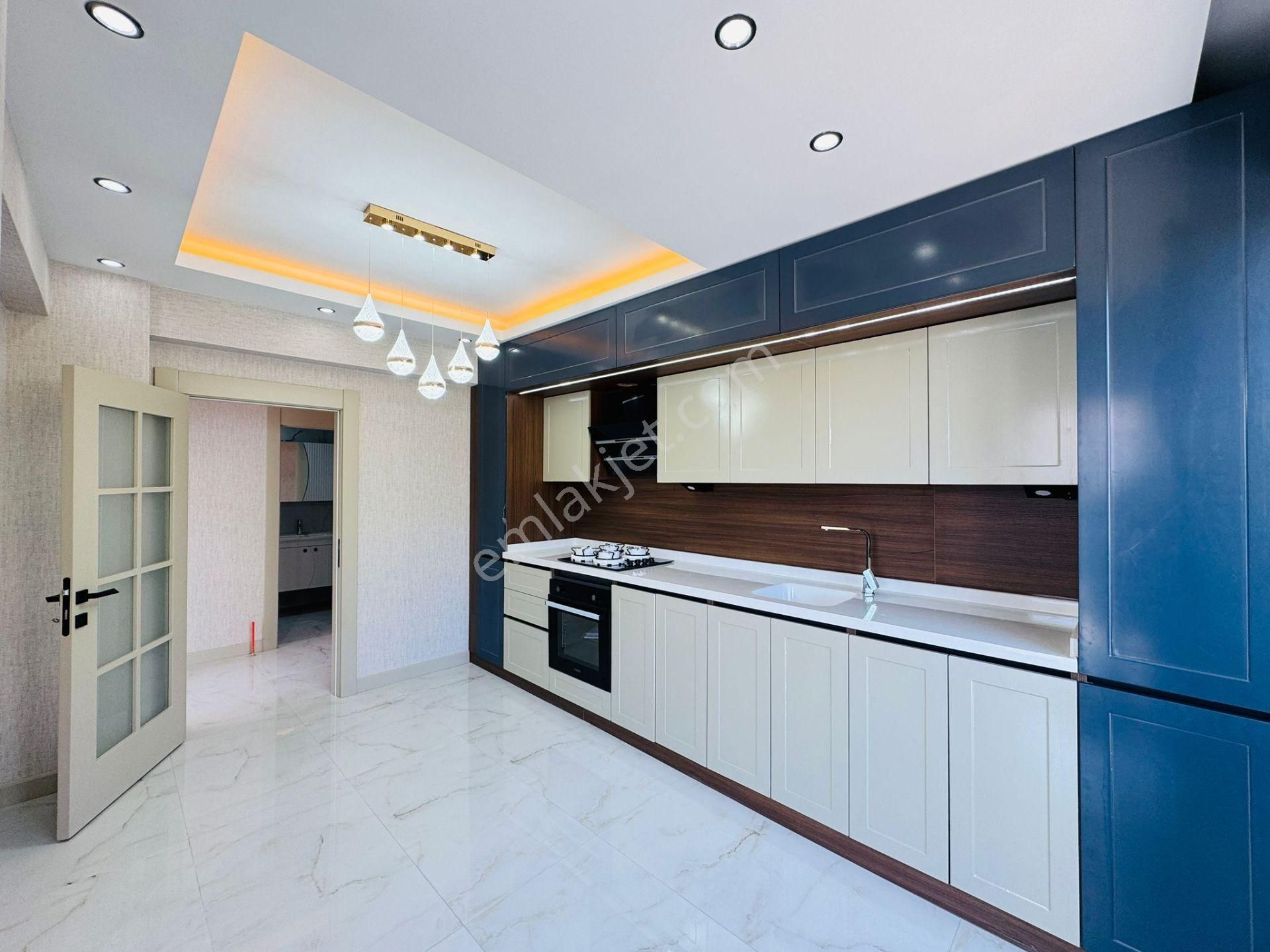 Keçiörende Ultra Lüks Sıfır 3+1 Daire - Görsel 4