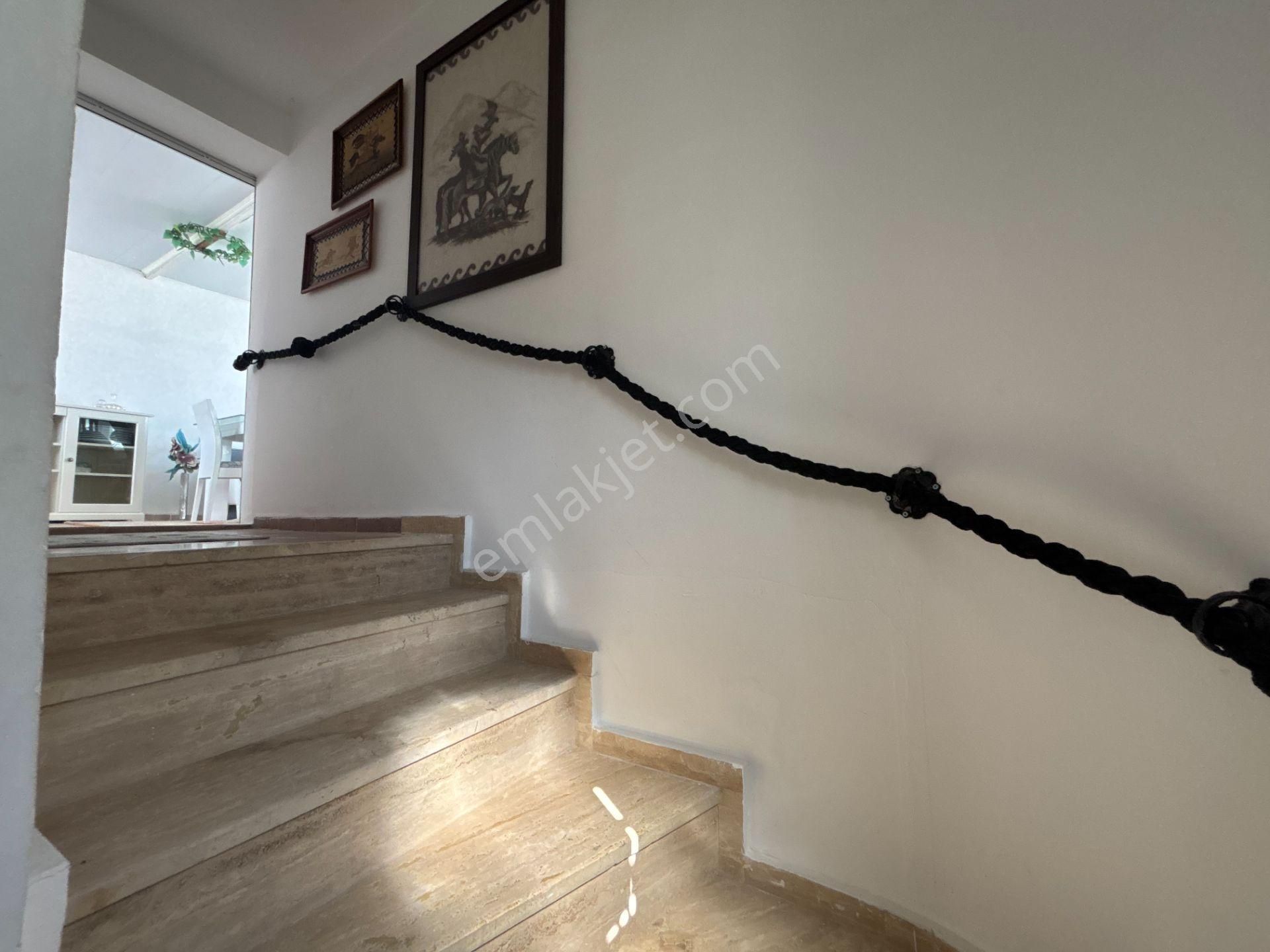 Bodrum Bitez'de Satılık Havuzlu, Deniz Manzaralı Tripleks Villa - Görsel 12