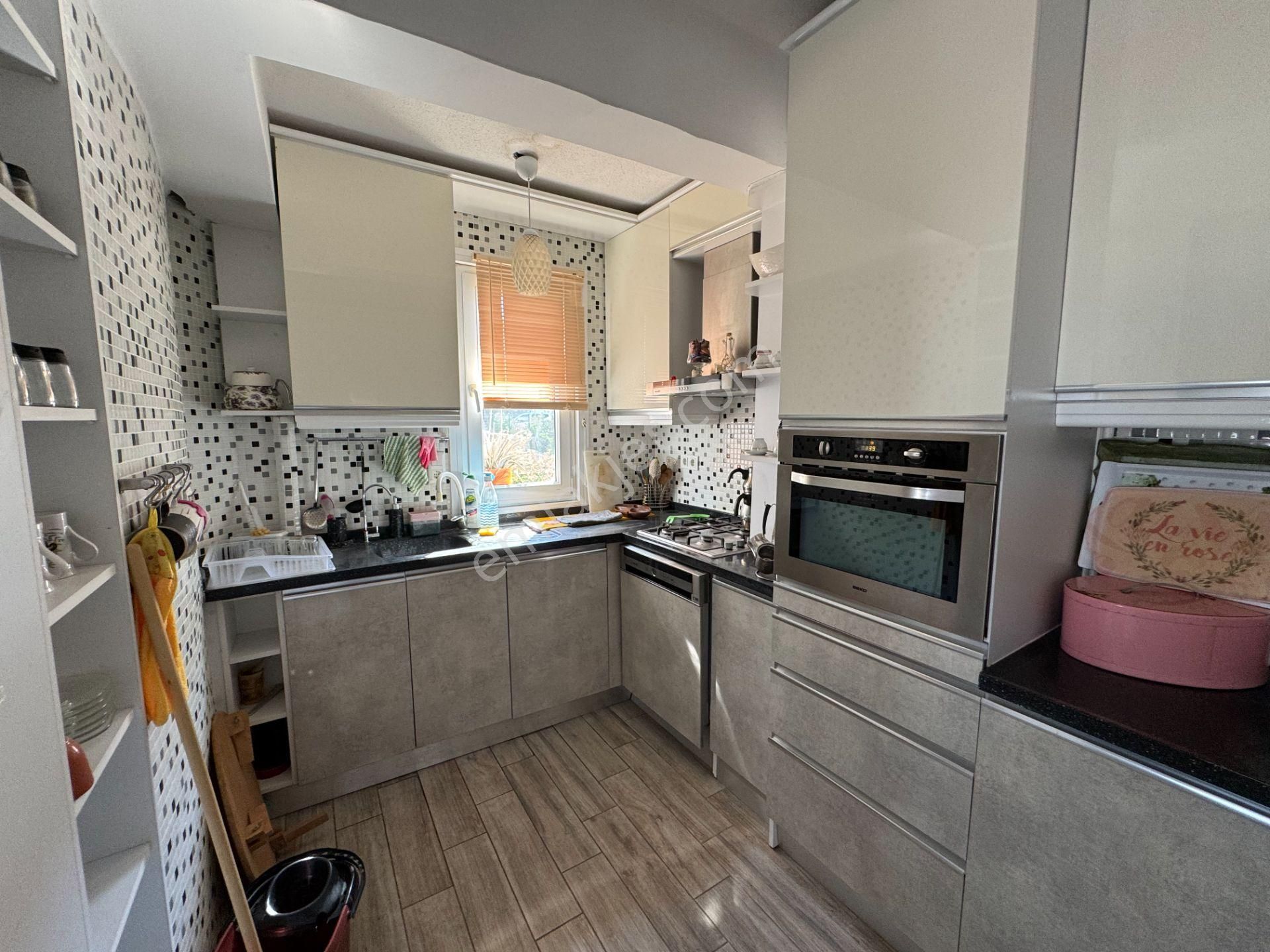 Bodrum Bitez'de Satılık Havuzlu, Deniz Manzaralı Tripleks Villa - Görsel 30