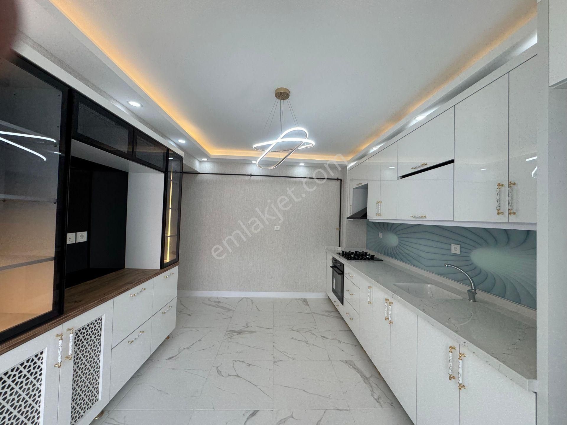 Keçiörende Full Yapılı Lüx Emsalerinin Çok Çok Altında 4+1 Satılık Daire - Görsel 7