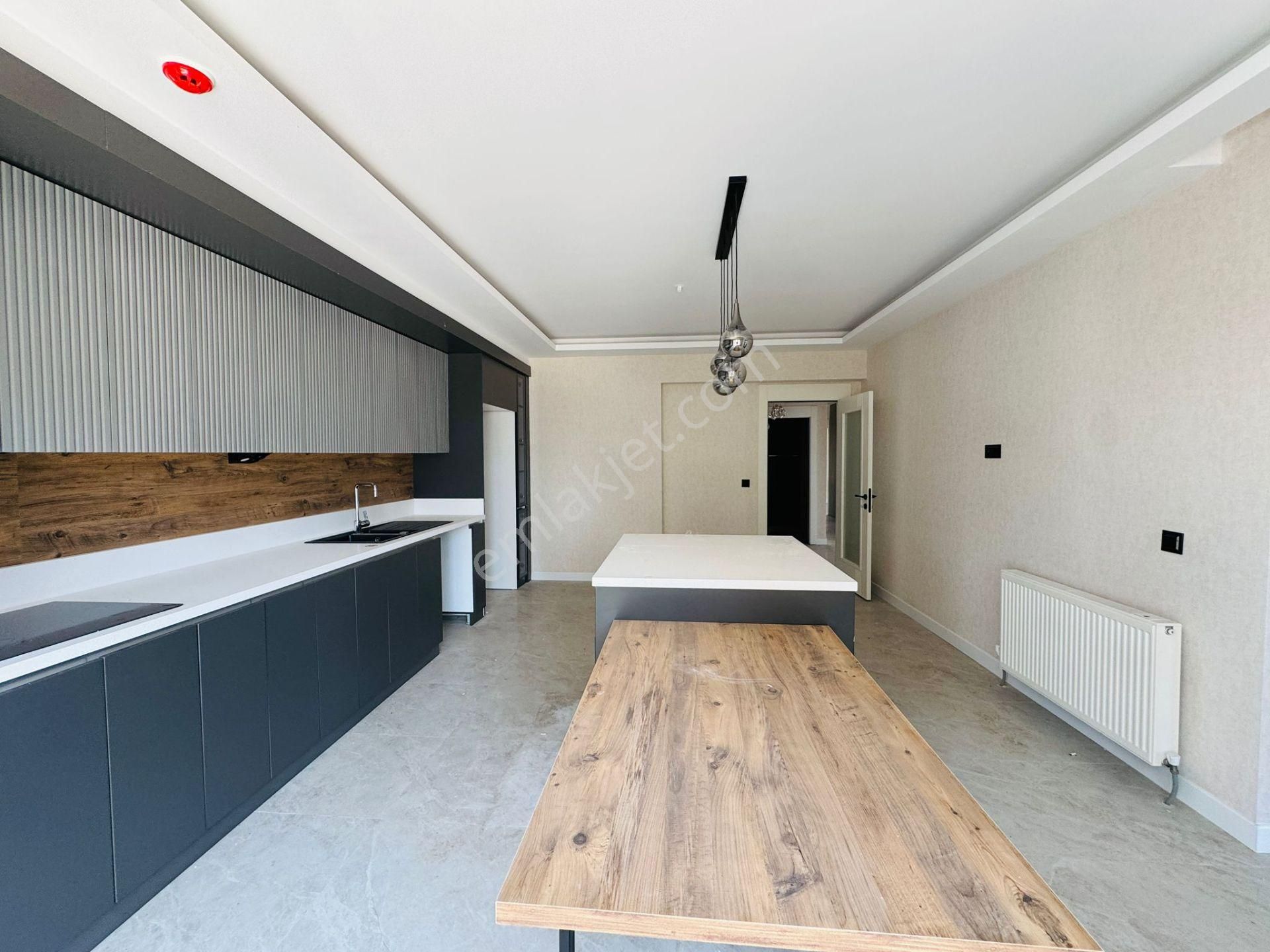 Keçiören Yozgat Bulvarına Cephe Sıfır 4+1 Bulvar Manzaralı - Görsel 18