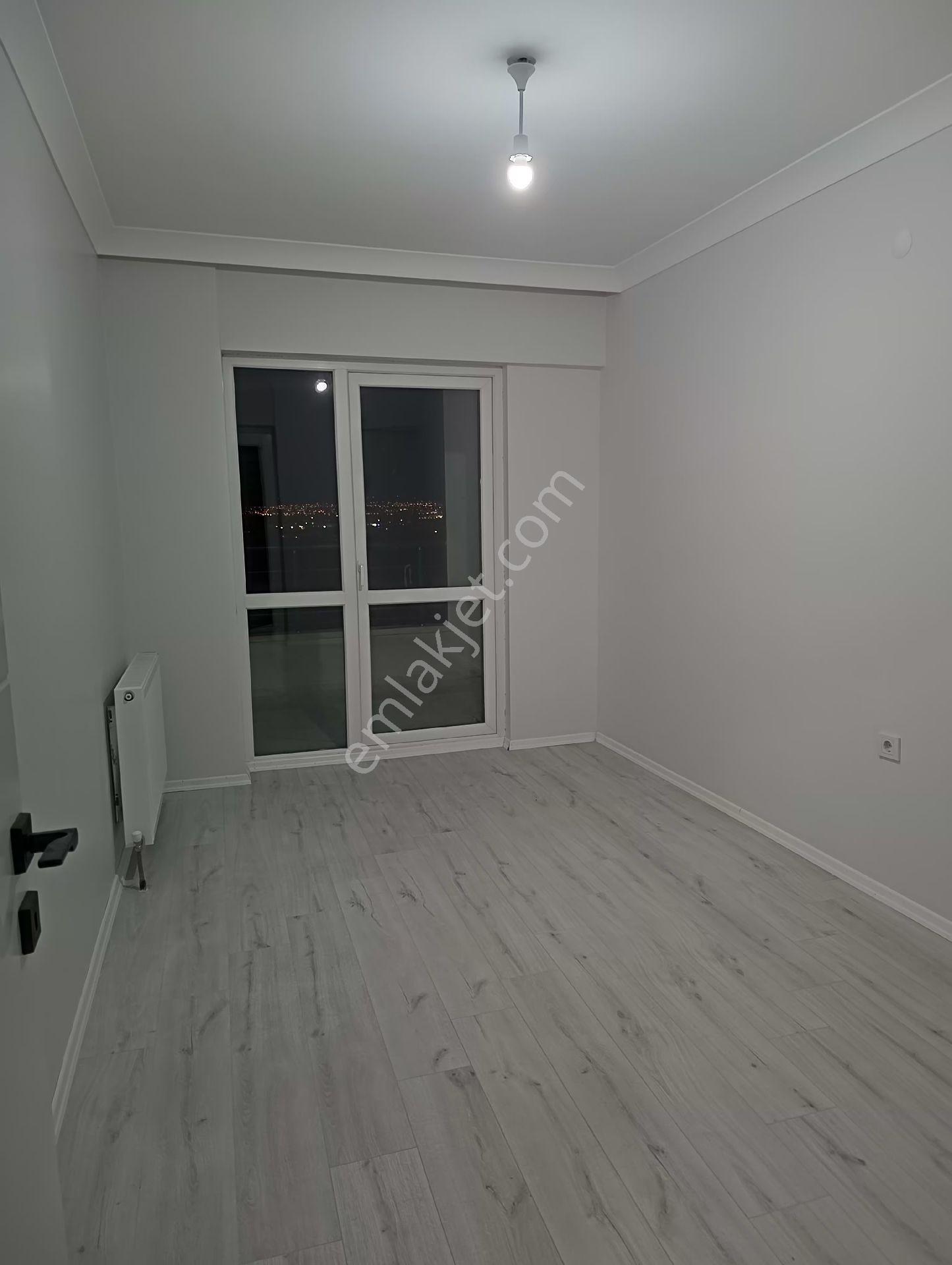 Segmenlerde 3+1 Ara Katta Göl Manzaralı Daire - Görsel 34