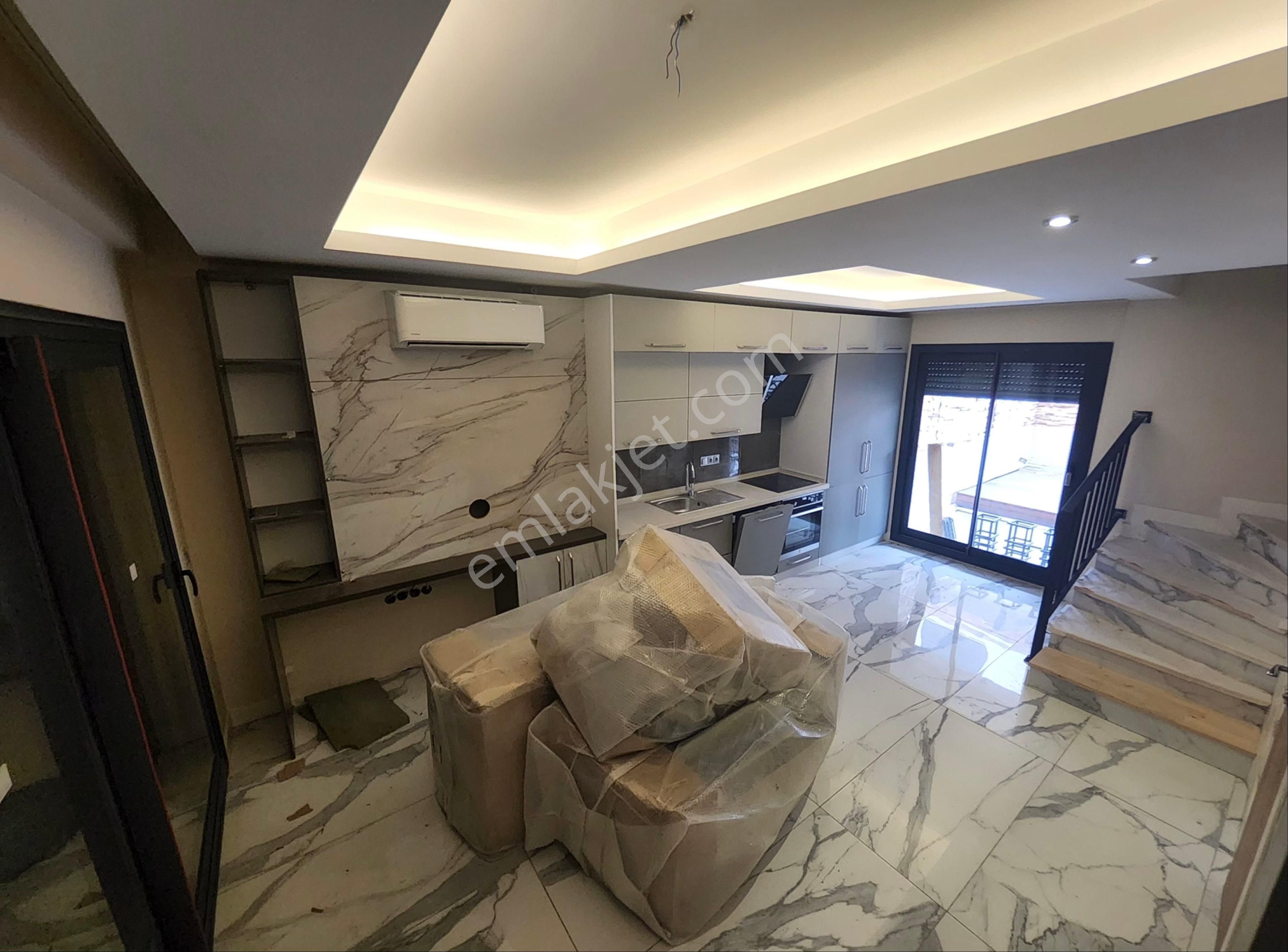 Özderede Denize Çok Yakın Müstakil Havuzlu Villa - Görsel 14