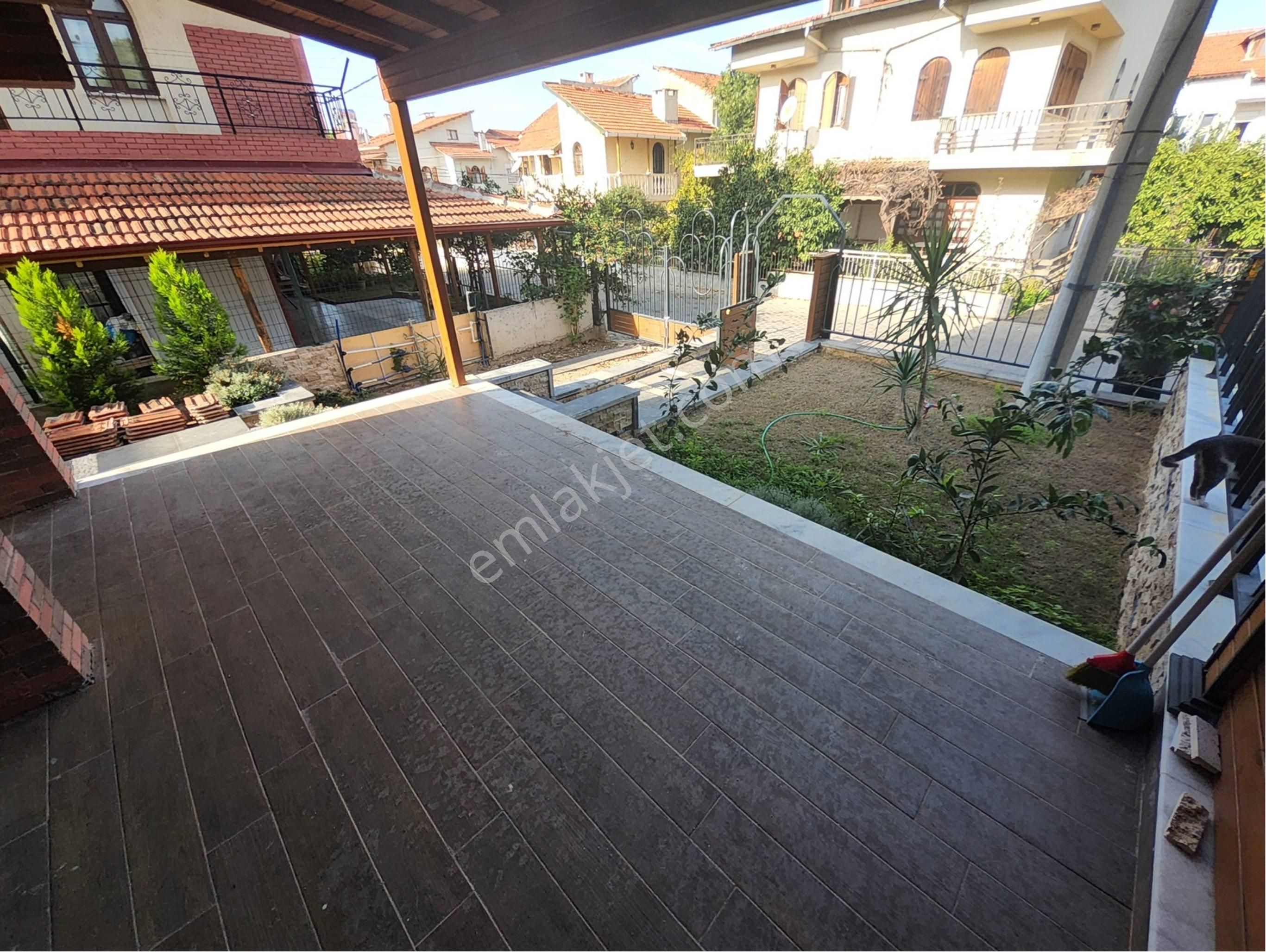 Özderede Denize Çok Yakın Müstakil Havuzlu Villa - Görsel 6