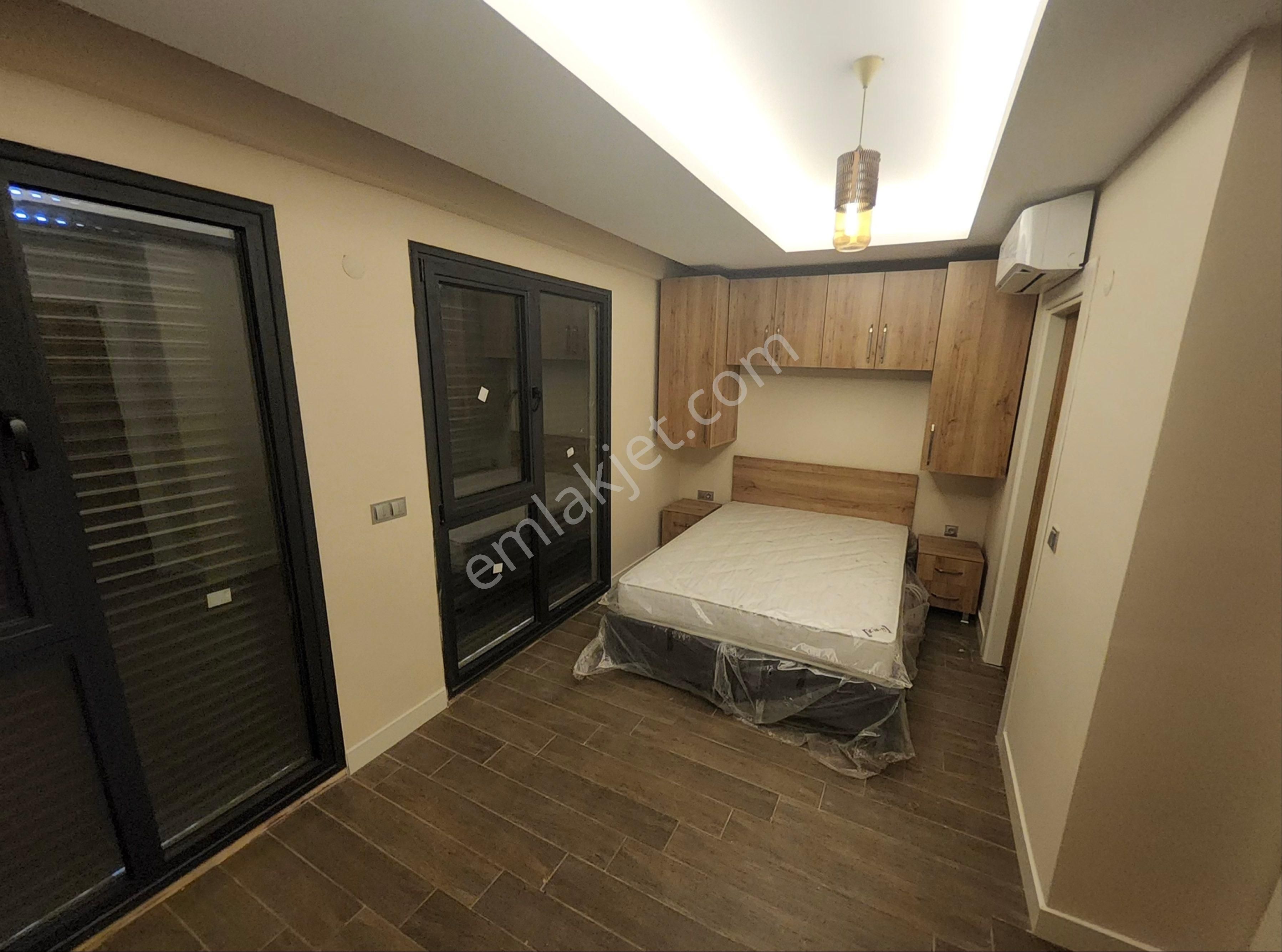 Özderede Denize Çok Yakın Müstakil Havuzlu Villa - Görsel 19