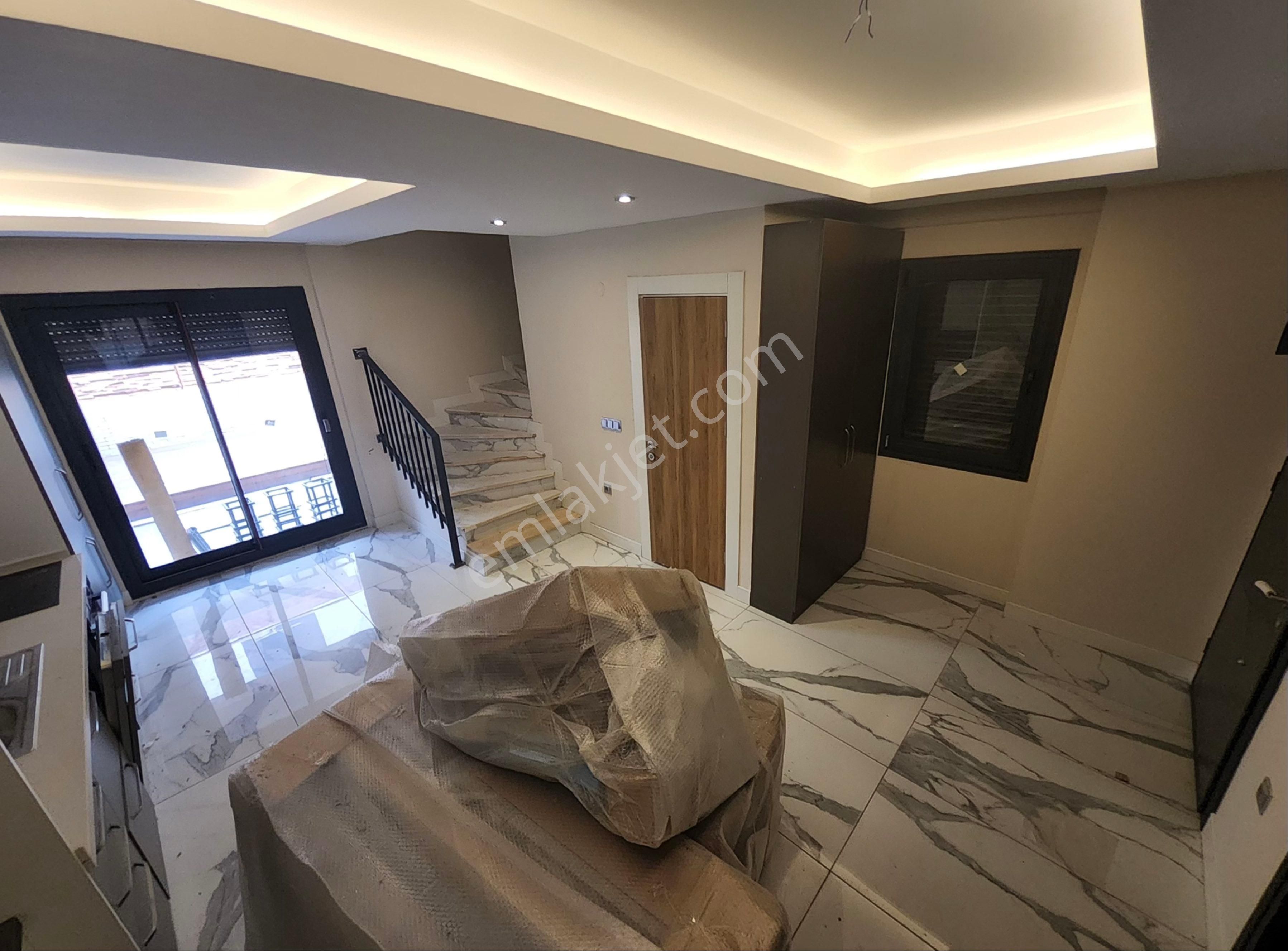 Özderede Denize Çok Yakın Müstakil Havuzlu Villa - Görsel 12