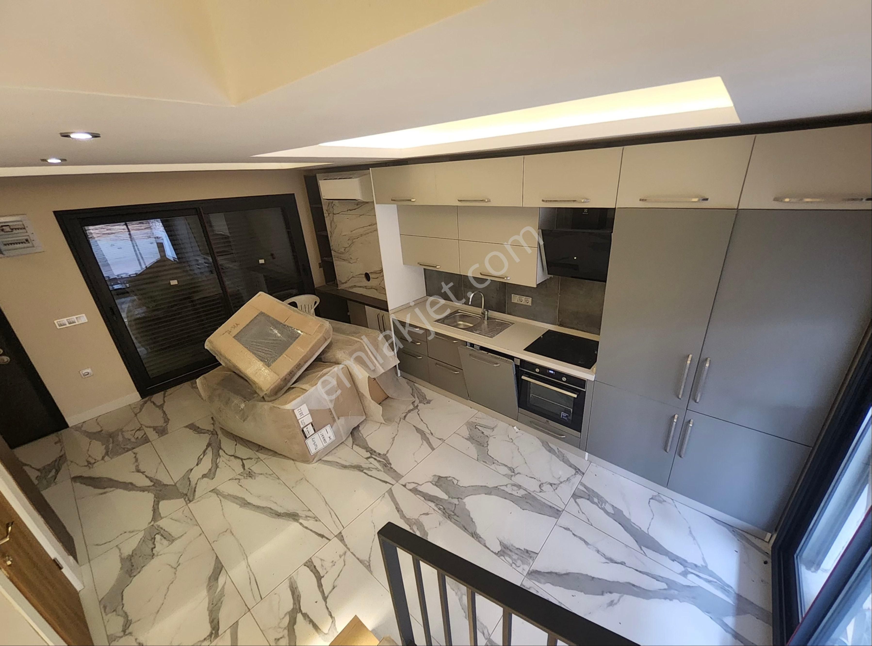 Özderede Denize Çok Yakın Müstakil Havuzlu Villa - Görsel 16