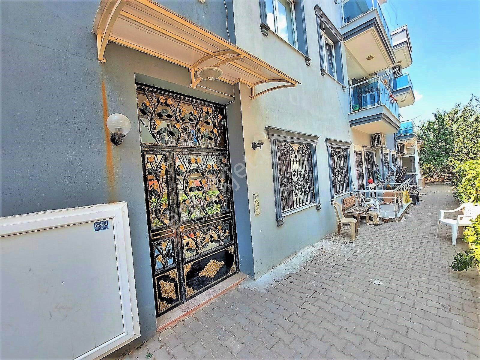 Seferihisar Ürkmez Merkezde Satılık 3 + 1 Geniş Ferah Kullanışlı Daire - Görsel 4