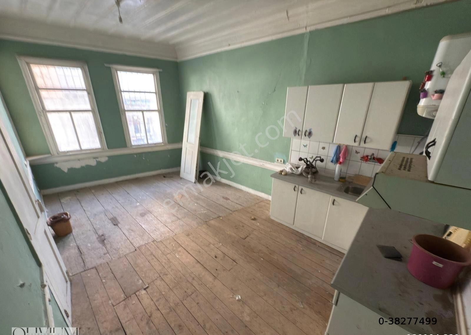 Olivium'dan Girit Mahallesinde Satılık Deniz Manzaralı Köşk - Görsel 11