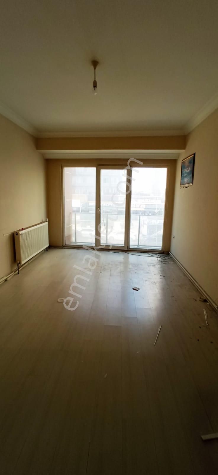 Beylikdüzünde Havuzlu Sitede 3+1 Kiralık Daire - Görsel 5