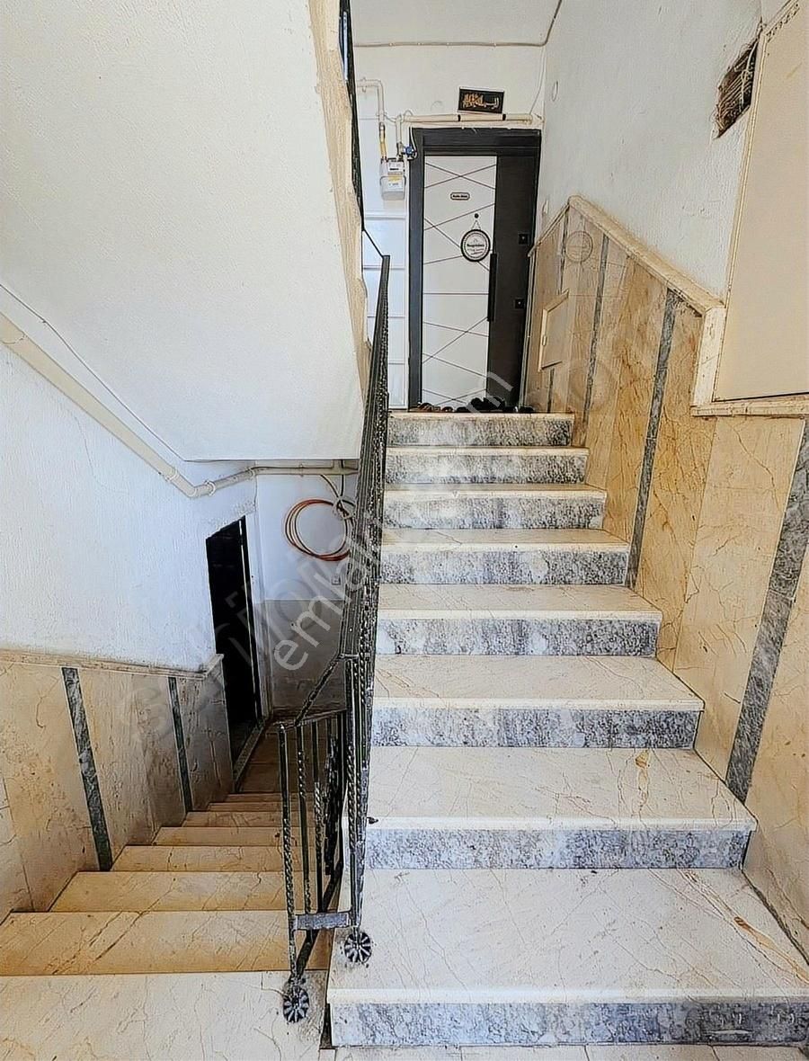 Şehrin Sakin-nezih-ferah Bölgesi Mantalomalı-d.gazlı-geniş 3+1 - Görsel 9