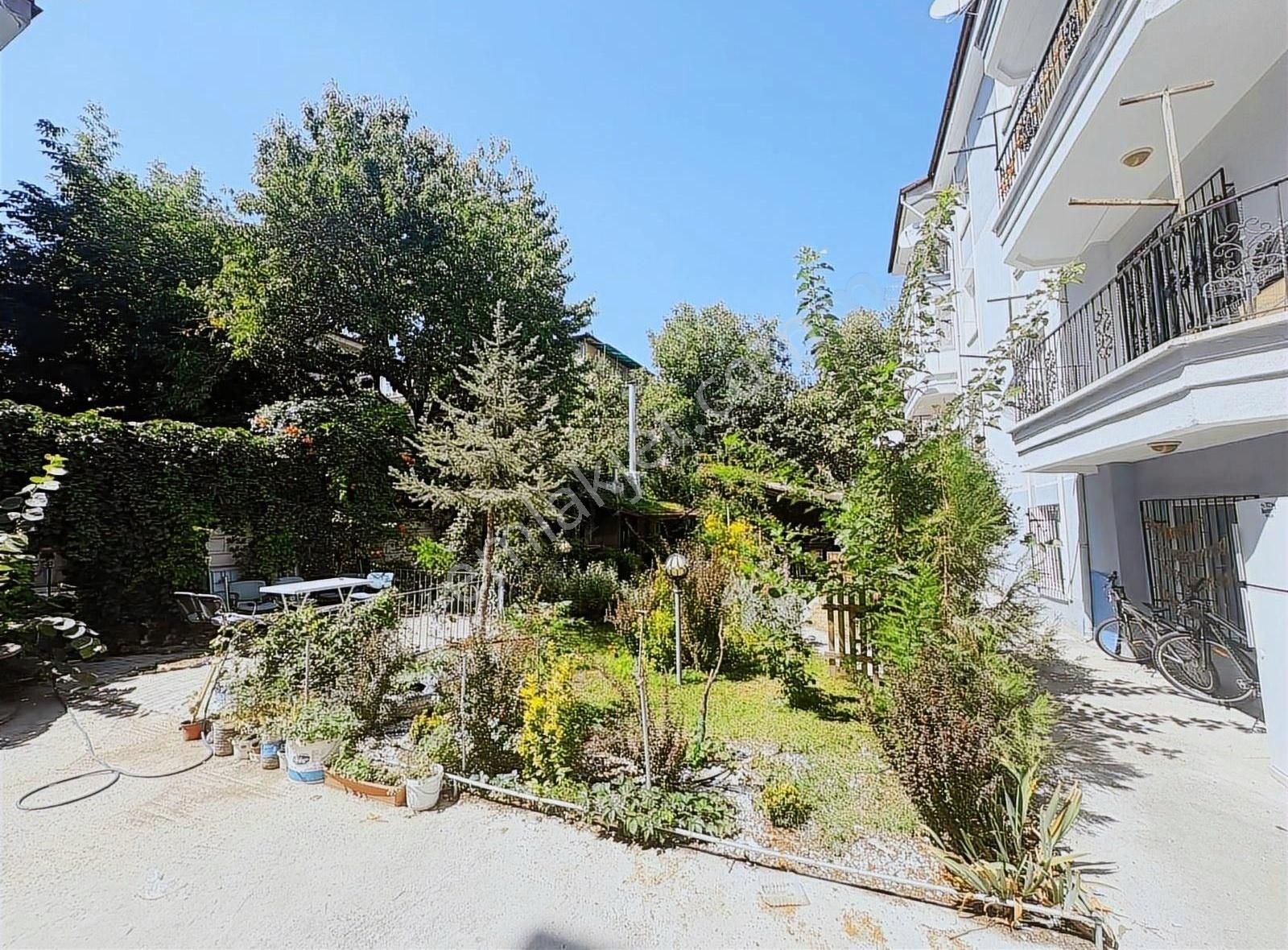 Şehrin Sakin-nezih-ferah Bölgesi Mantalomalı-d.gazlı-geniş 3+1 - Görsel 11