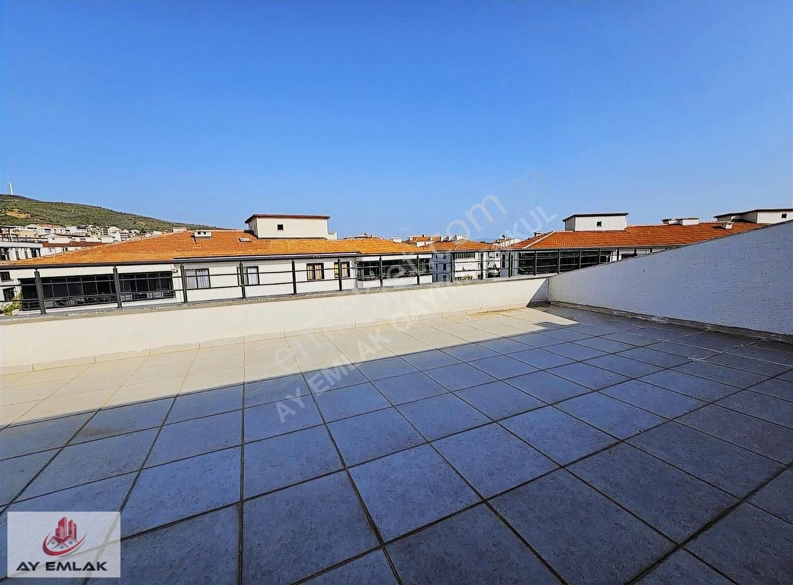 Ay Emlak'tan Deniz 200 Metre Mesafede 2+1 Teraslı Dubleks Daire - Görsel 5