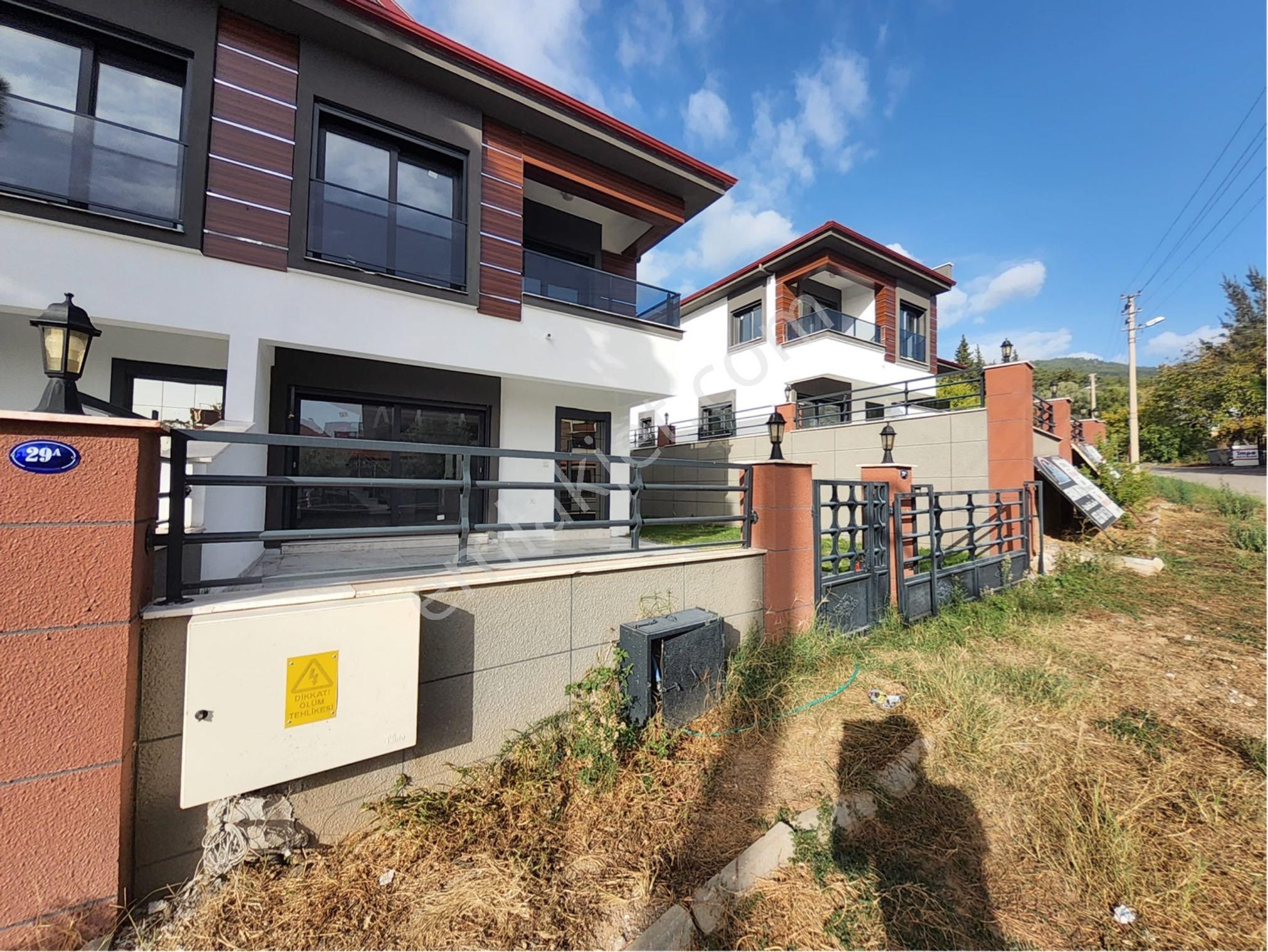 300m2 Arsa İçerisinde Kelepir Villa