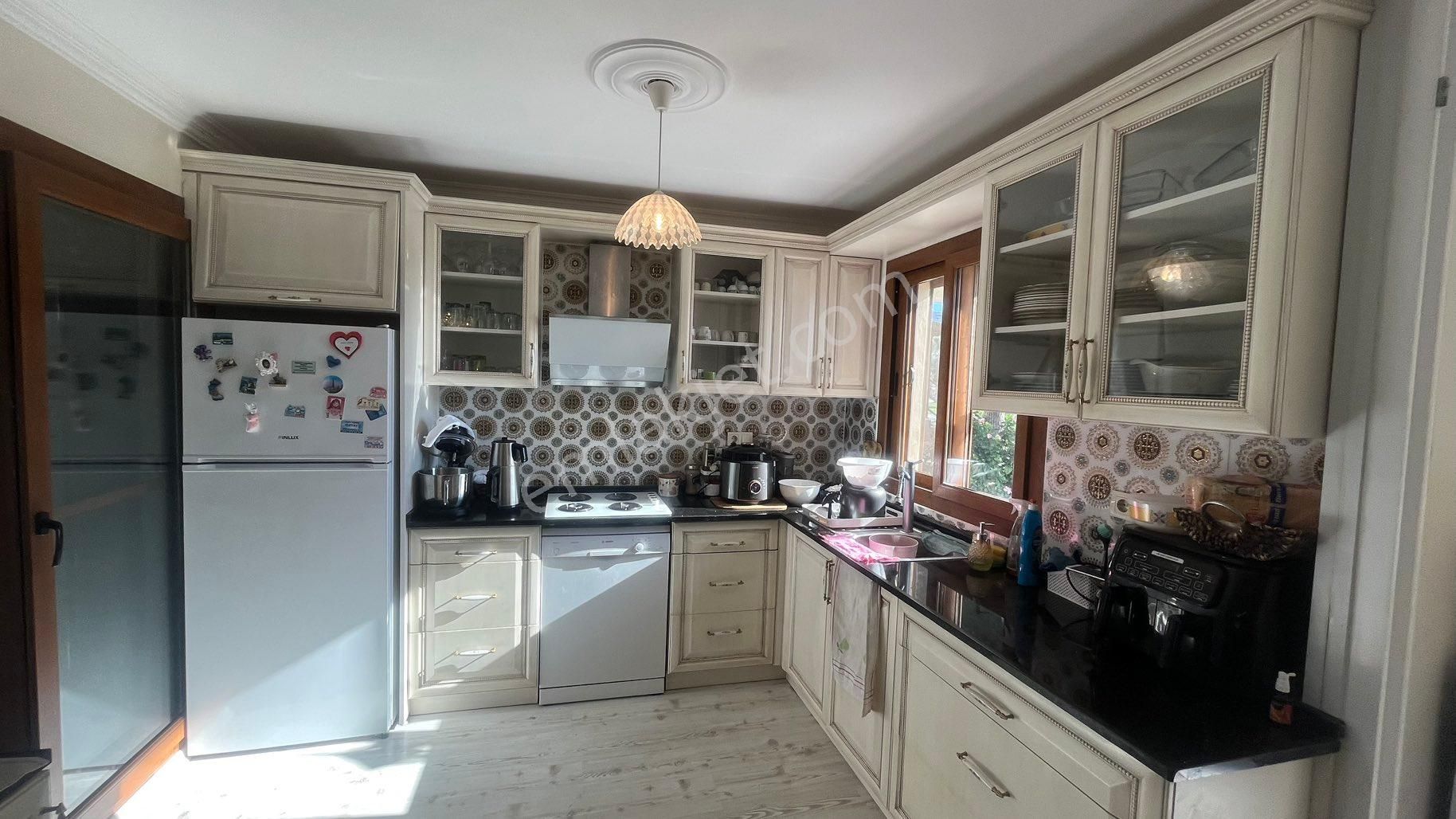 Güvenlikli Site İçerisinde Masrafsız Kelepir Villa - Görsel 22