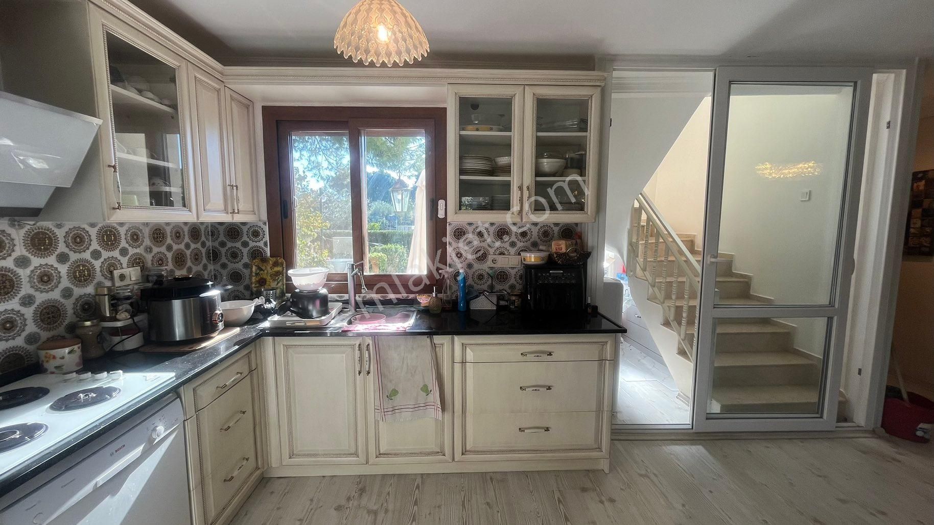 Güvenlikli Site İçerisinde Masrafsız Kelepir Villa - Görsel 24