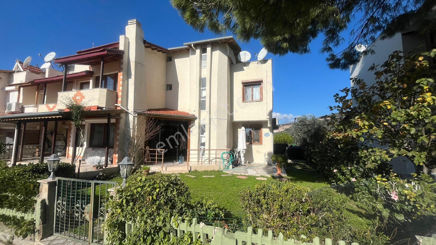 Güvenlikli Site İçerisinde Masrafsız Kelepir Villa