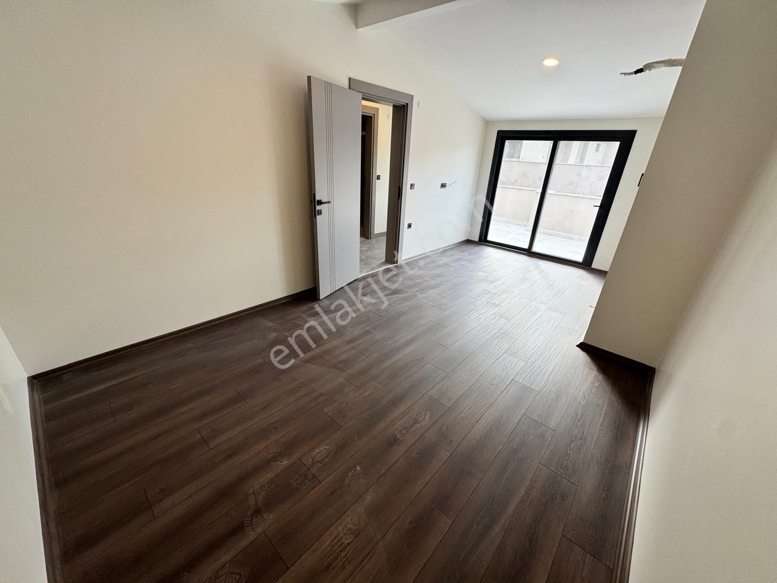 Denize Çok Yakın Uygun Lüks Villa - Görsel 29