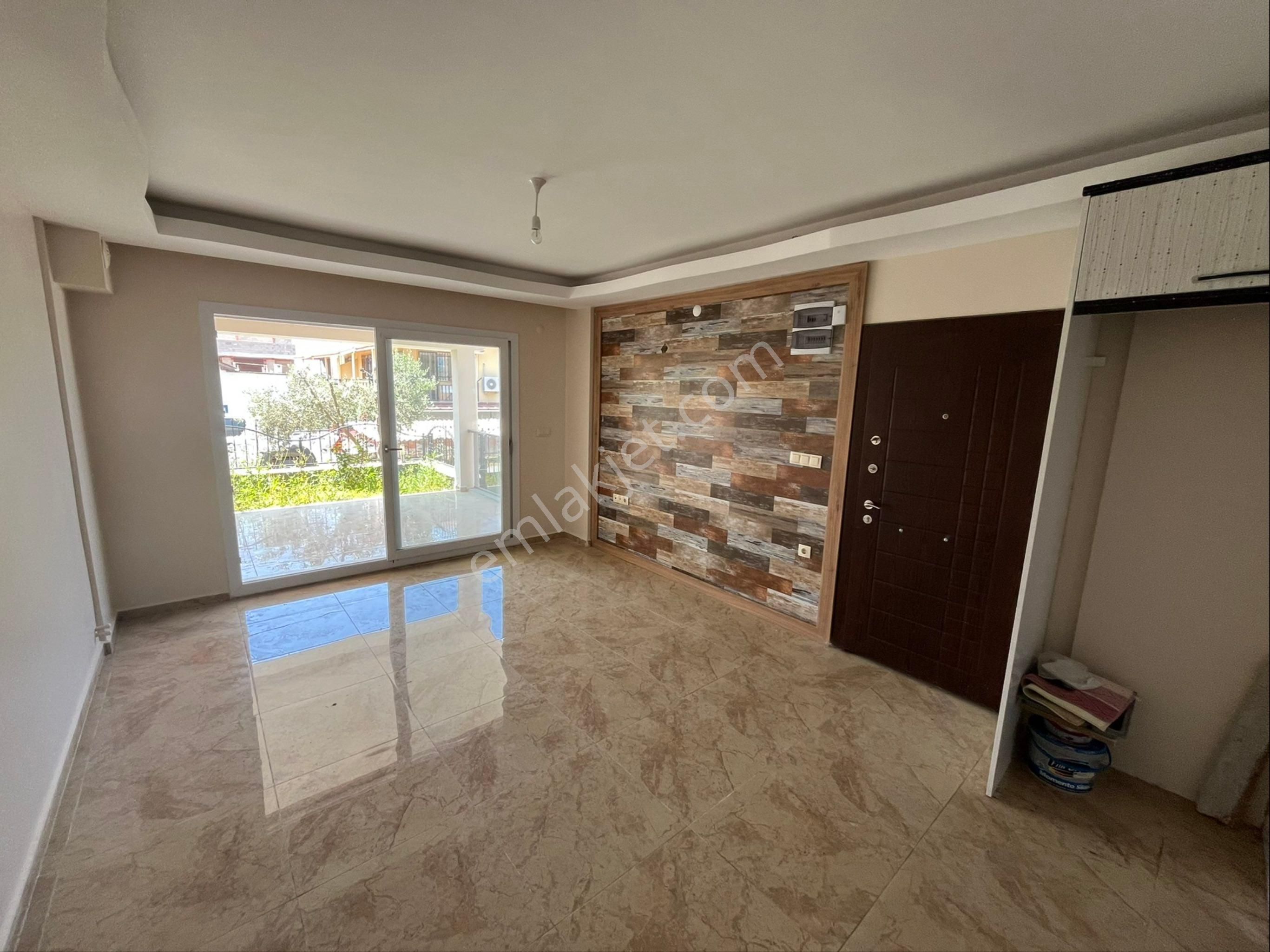 Ortamahallede Deniz Manzaralı Villa - Görsel 11