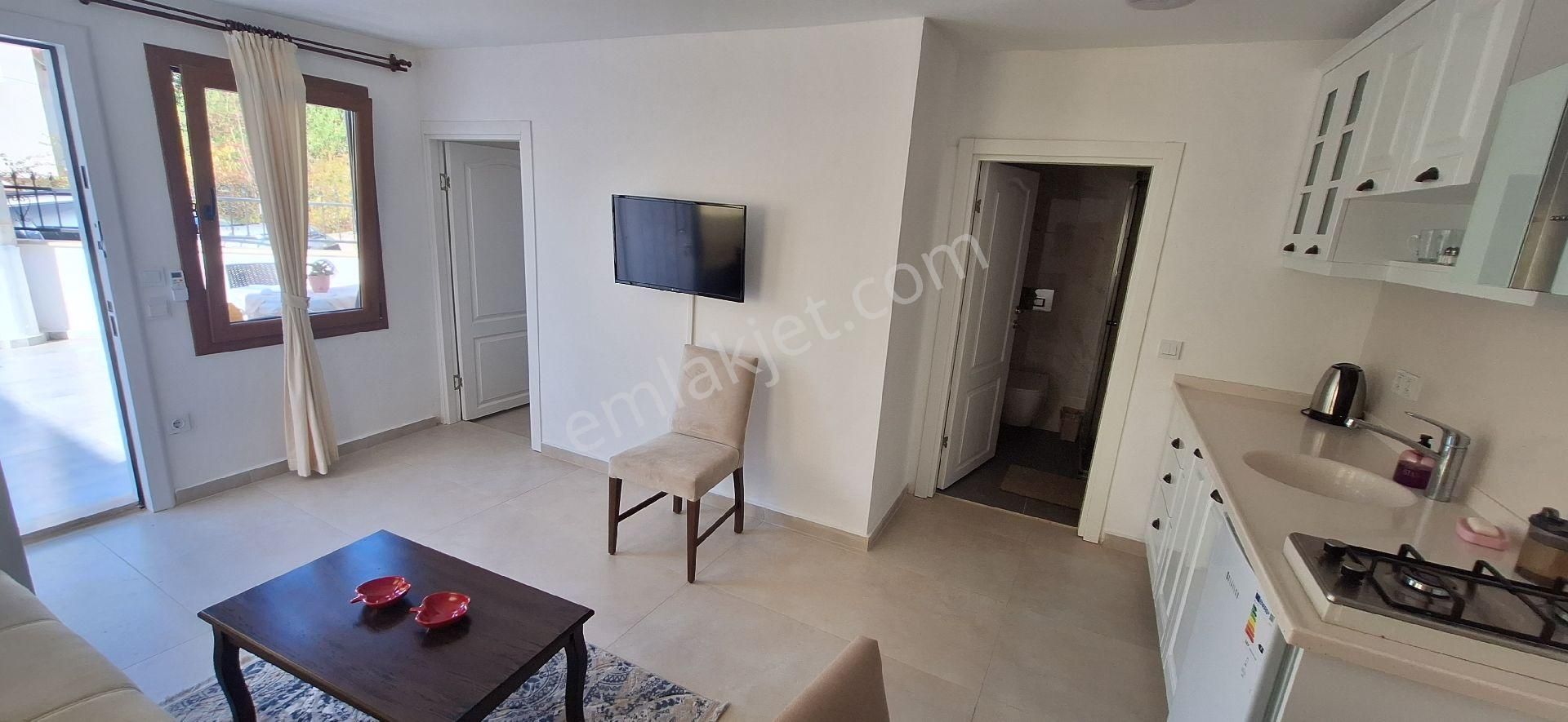 Kumbahçe, Eşyalı, Denize 50mt, 3 Alternatif Daire, Ltf. Açk. Okuyun - Görsel 24