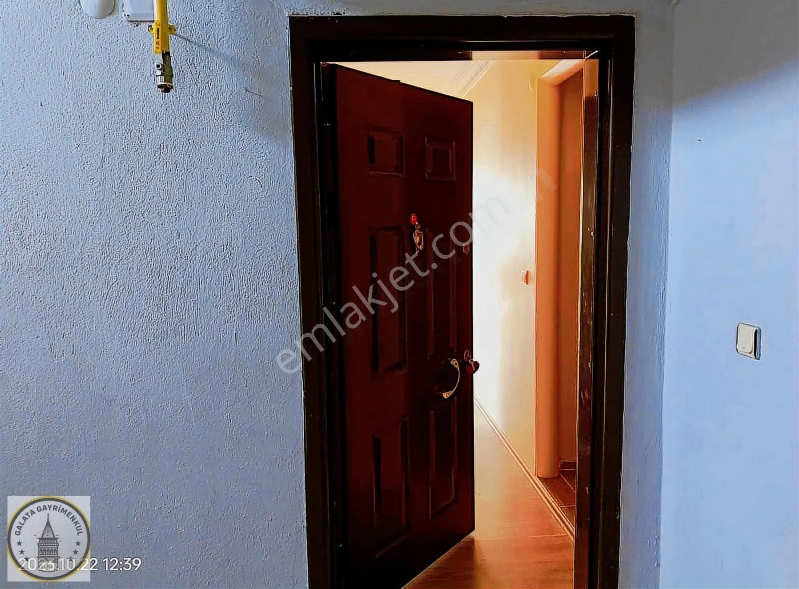 Konak Mahallesinde 3+1 Kapalı Mutfak Satılık Daire