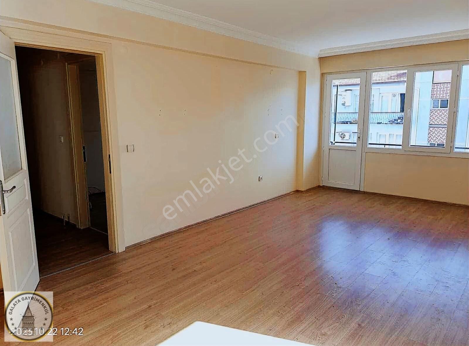 Konak Mahallesinde 3+1 Kapalı Mutfak Satılık Daire - Görsel 9