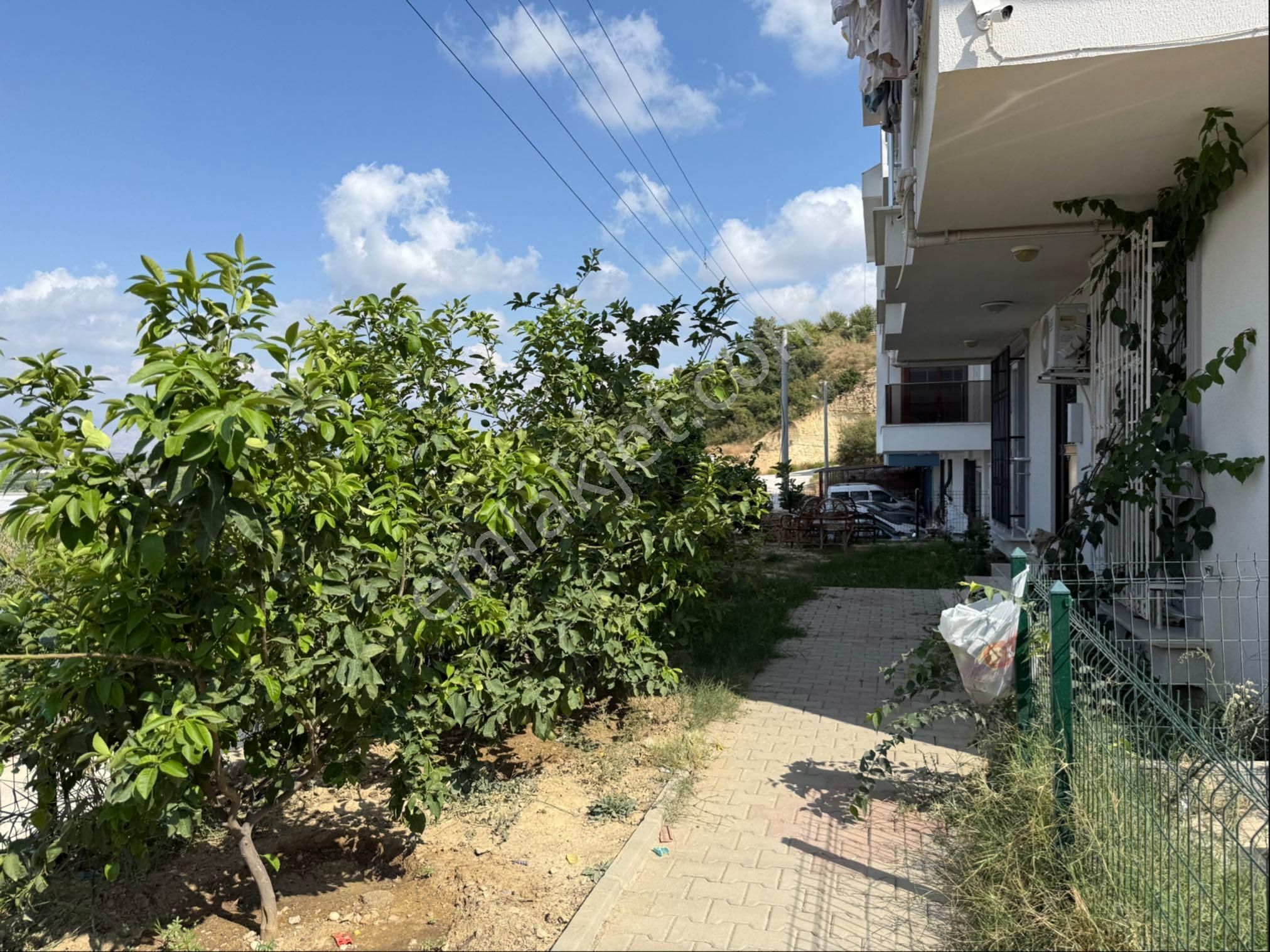 Ilıcada Satılık 2+1 Daire Köşe Manzaralı - Görsel 6