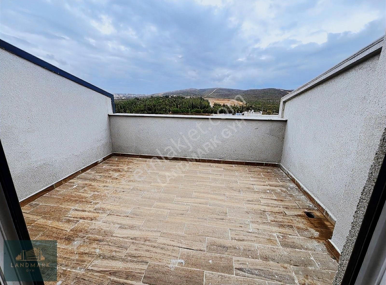 Site Yetkili Emlak Ofisinden Kiralık 4+1 Dubleks - Görsel 7