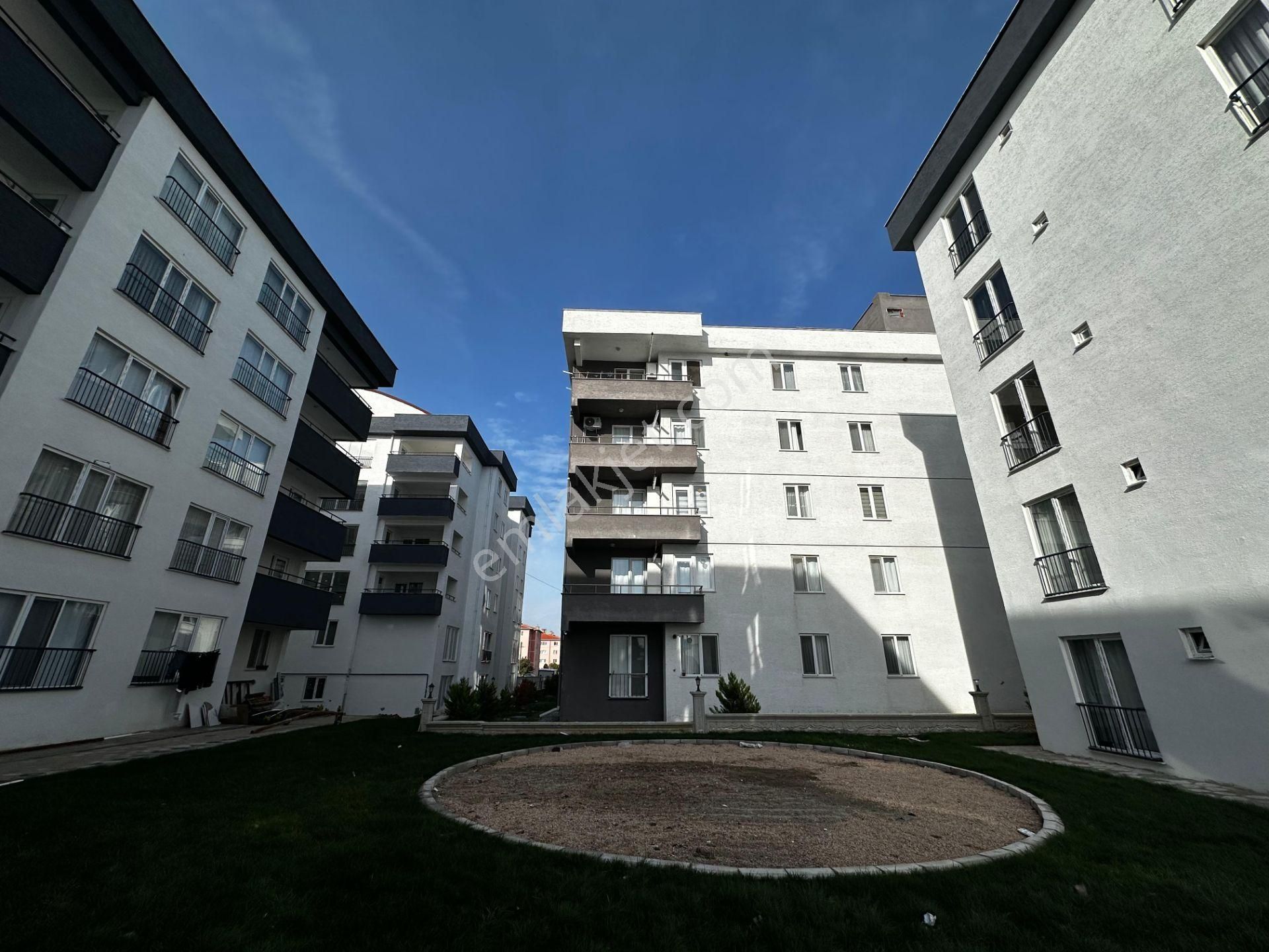 Çanakkale Merkez Kepez'de Site İçi Satılık 1+1 Ferah Daire! - Görsel 3