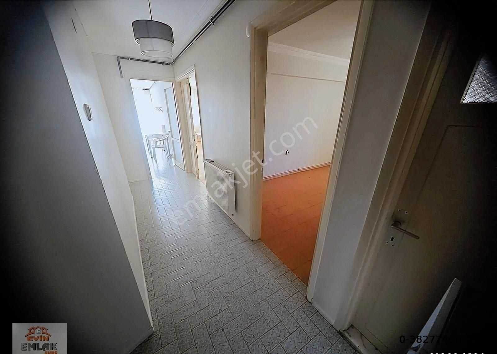 Amerikan Koleji Karşı Sokağı 125 M2 Doğalgazlı 3+1 Daire - Görsel 9