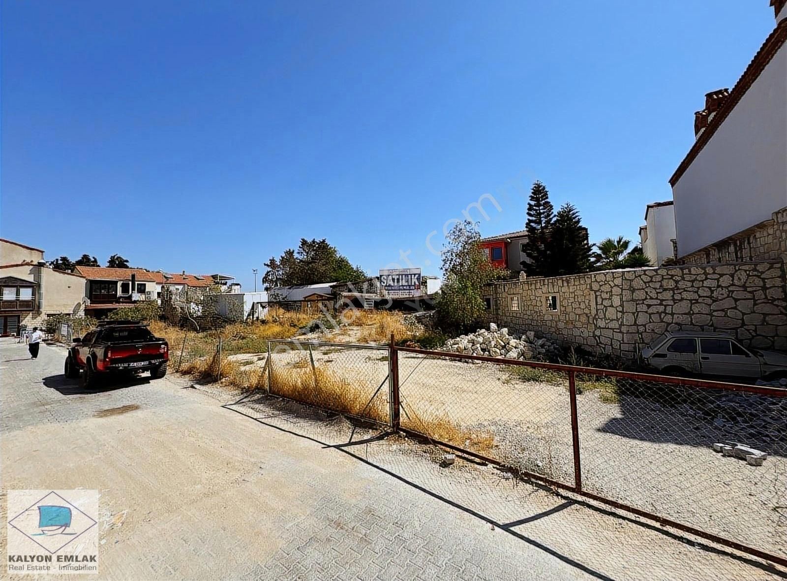 Alaçatı Köy İçi Turizm Ve Konut İmarlı Satılık Arsa - Görsel 3