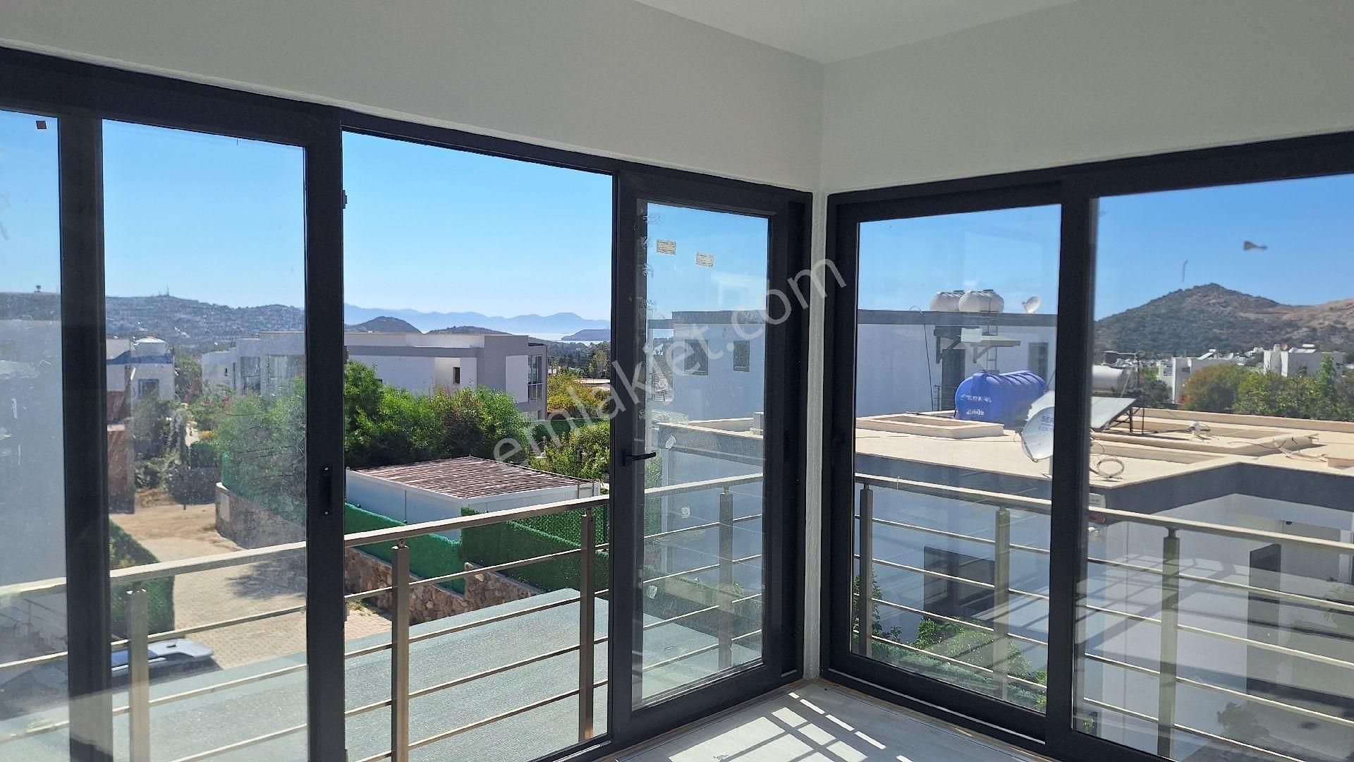 Gümüşlük'te, 2+1 Yepyeni, Taşınmaya Hazır, Kısmi Deniz Manzaralı, Muhteşem Işık Alan Ferah Daire - Görsel 14